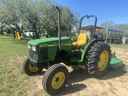 2002 John Deere 5105 Image