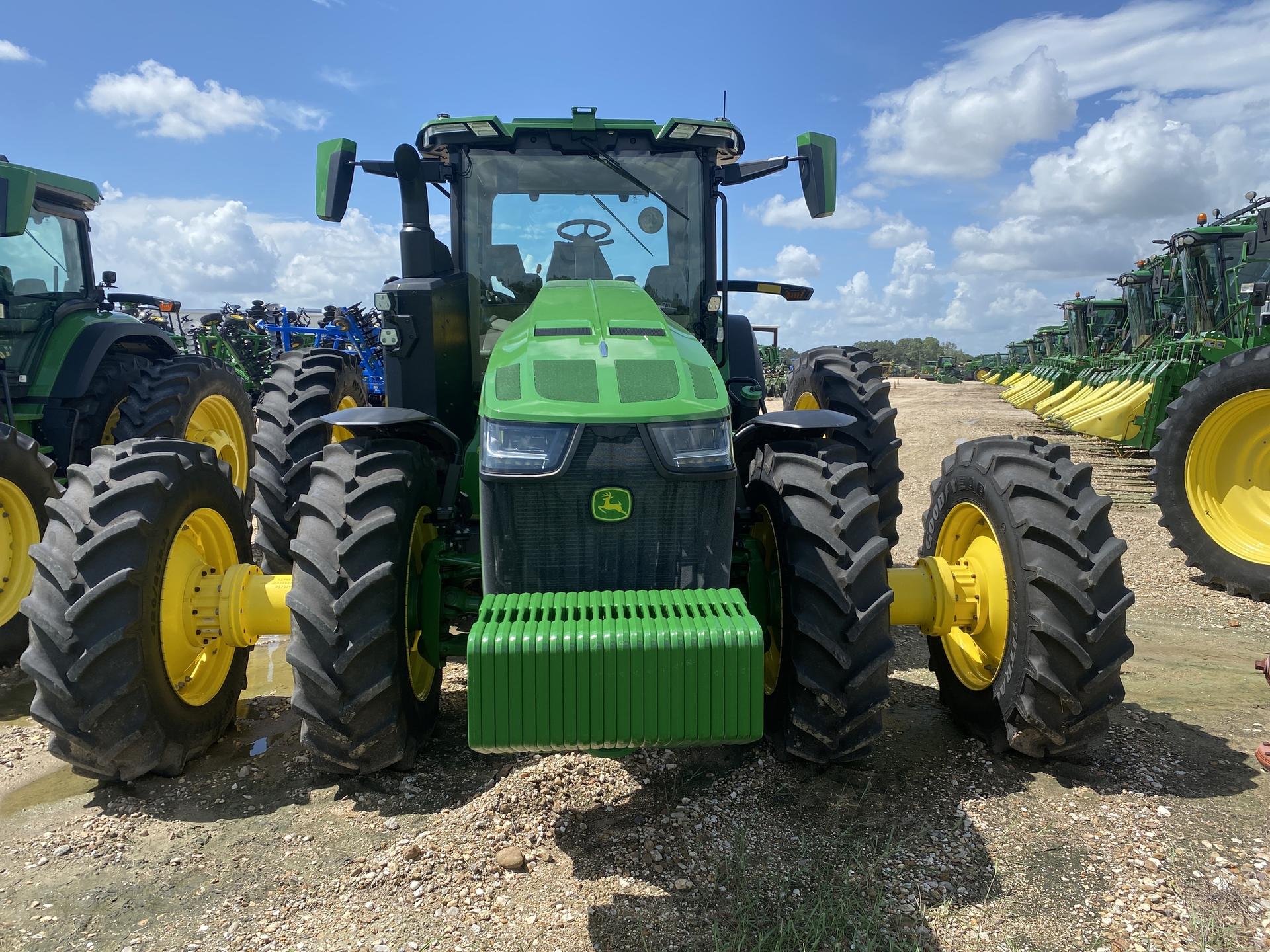 2023 John Deere 8R 370