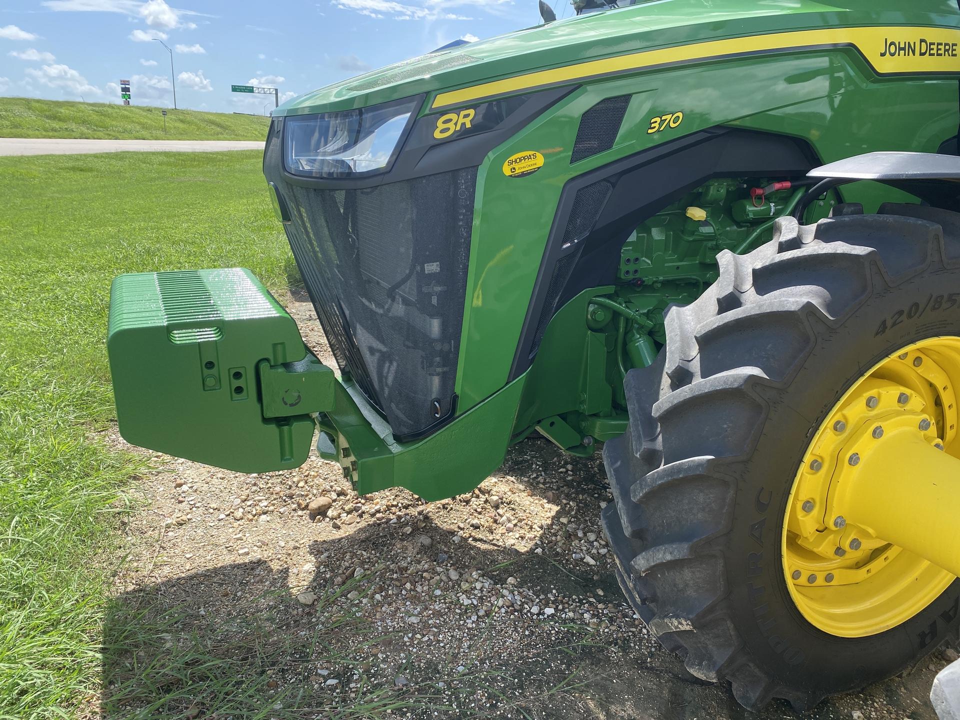 2023 John Deere 8R 370