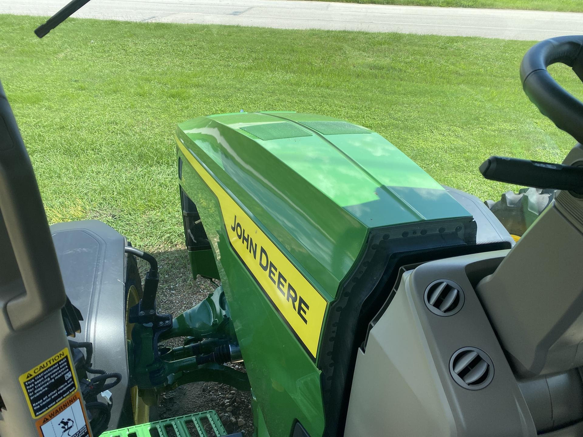 2023 John Deere 8R 370