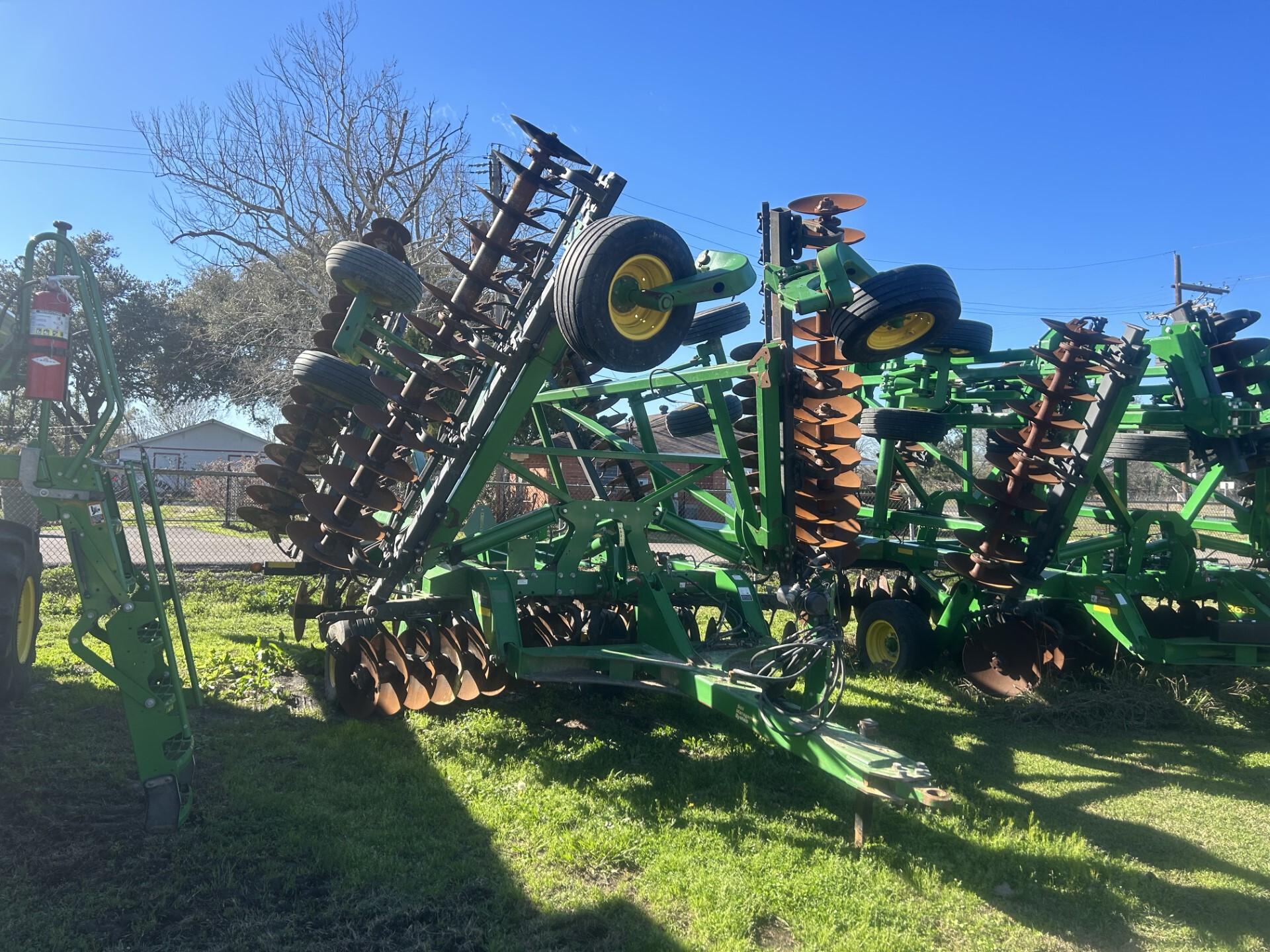 2018 John Deere 2630