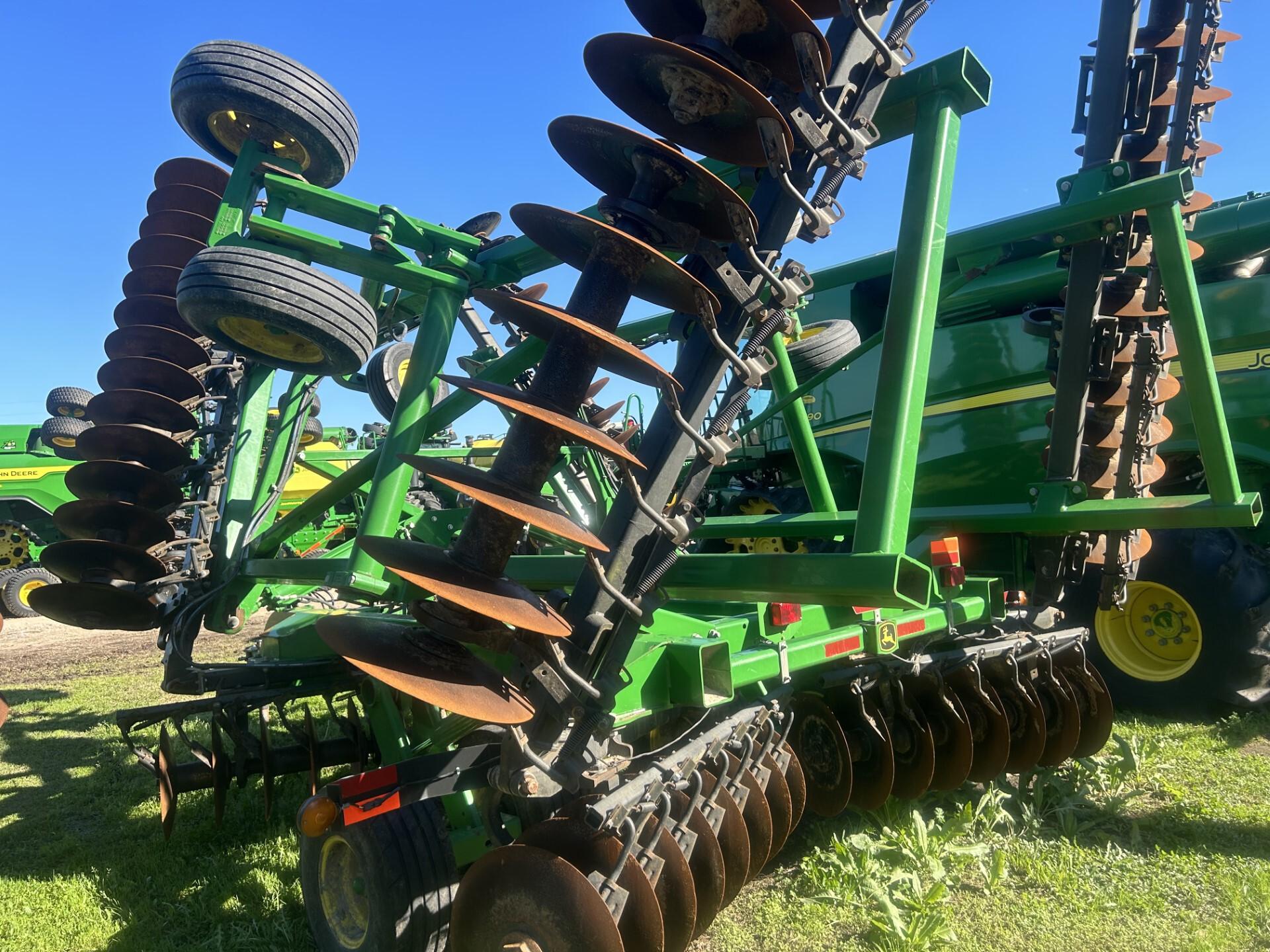 2018 John Deere 2630