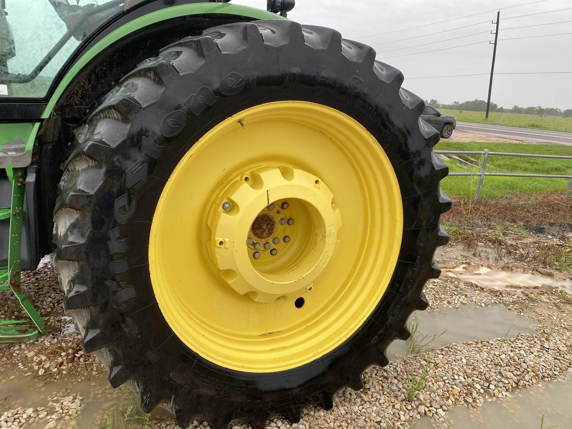 2011 John Deere 8310R