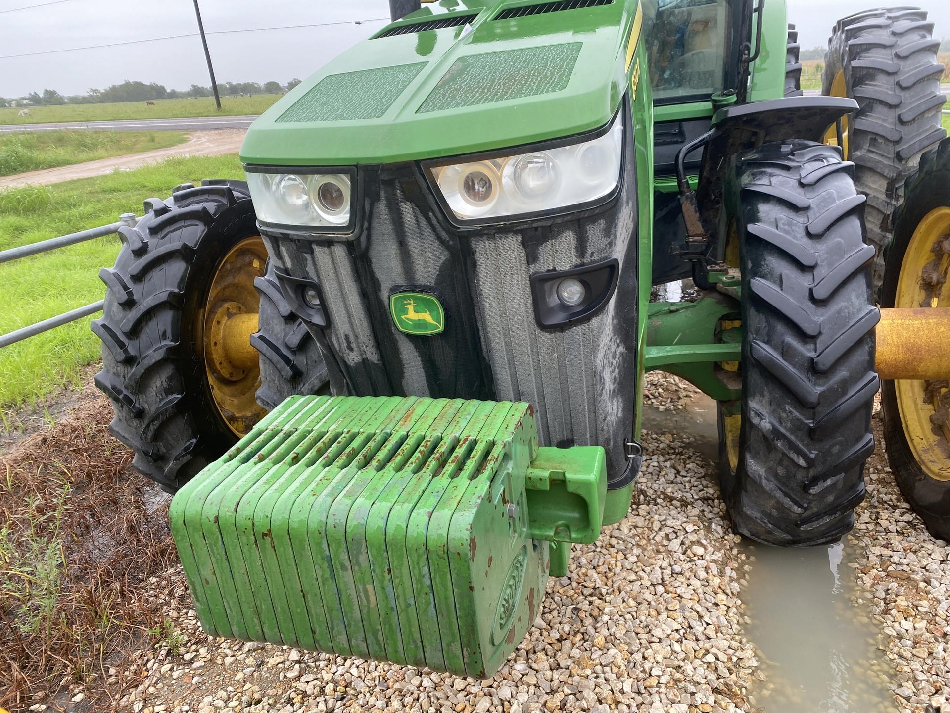 2011 John Deere 8310R