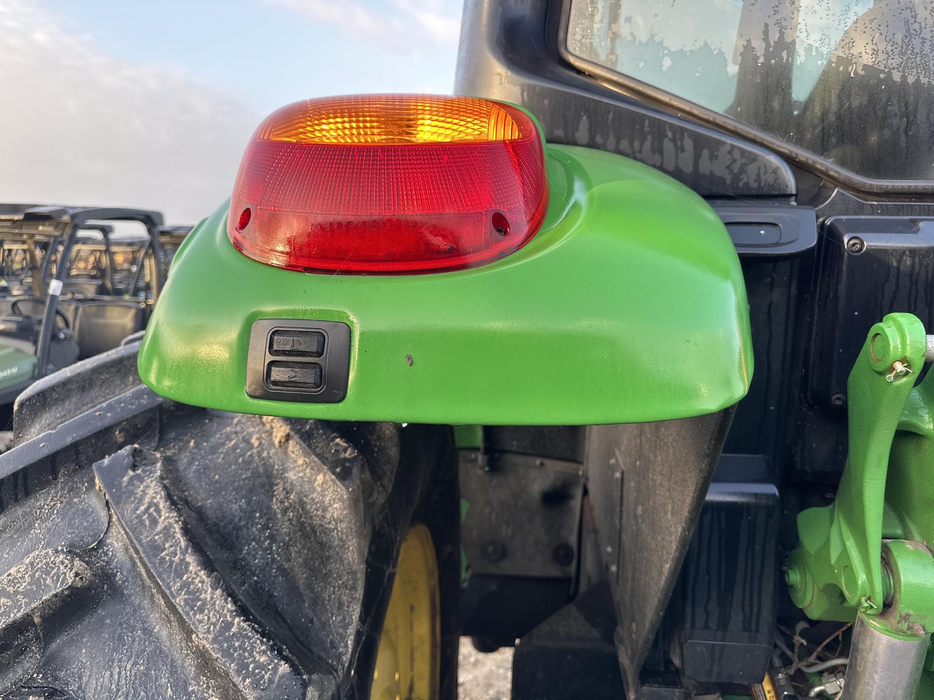 2021 John Deere 6120M