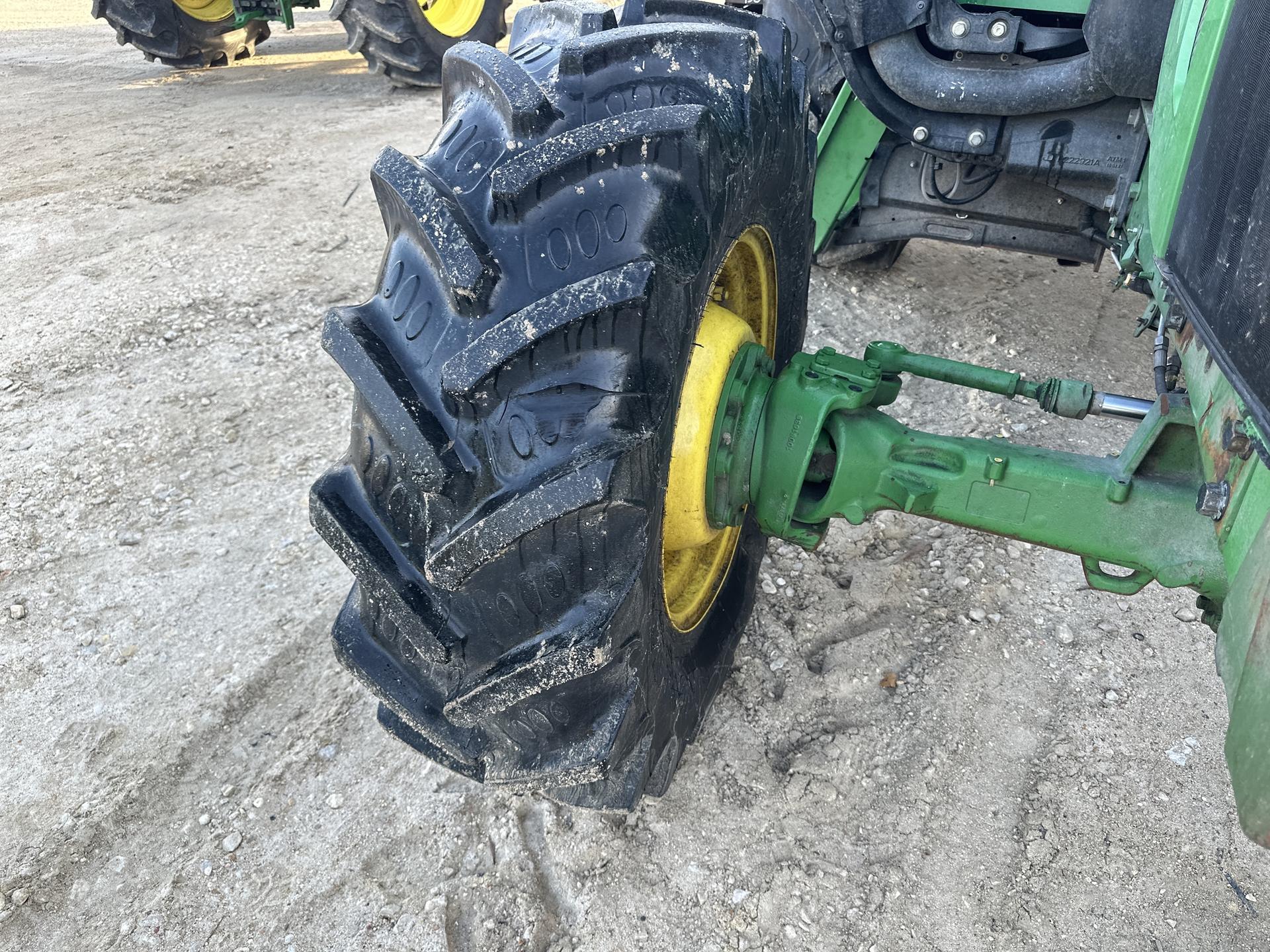 2021 John Deere 6120M