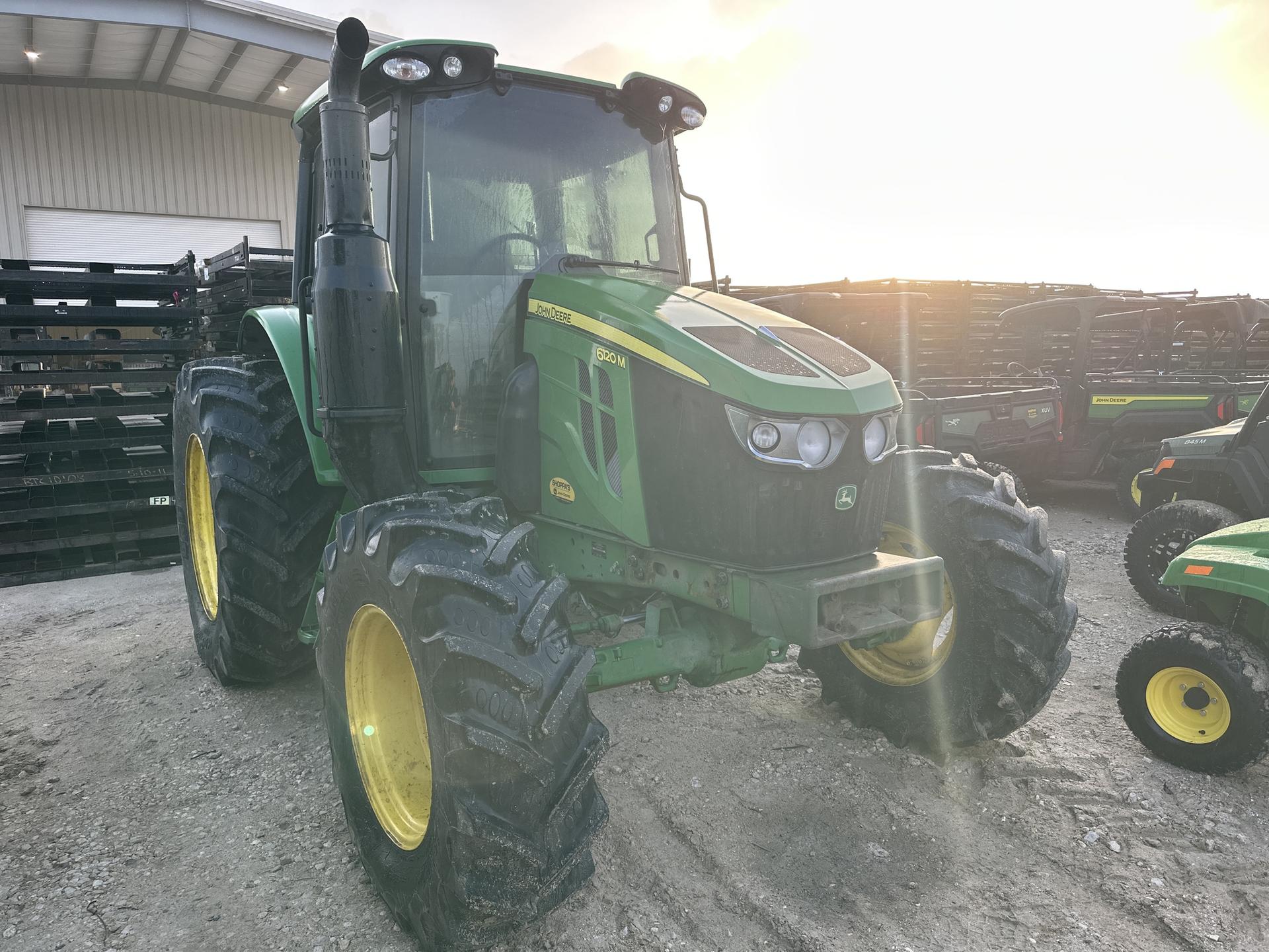 2021 John Deere 6120M