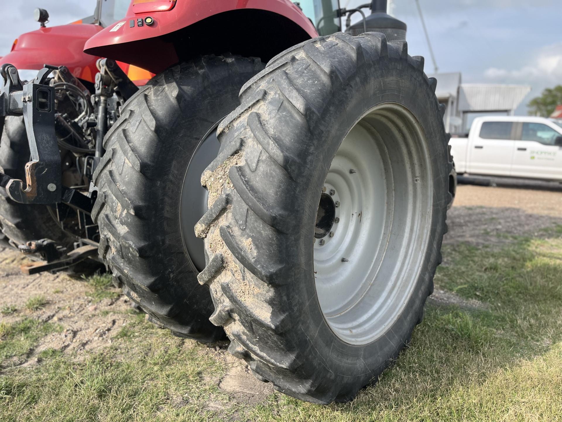 2015 Case IH Magnum 310 Rowtrac