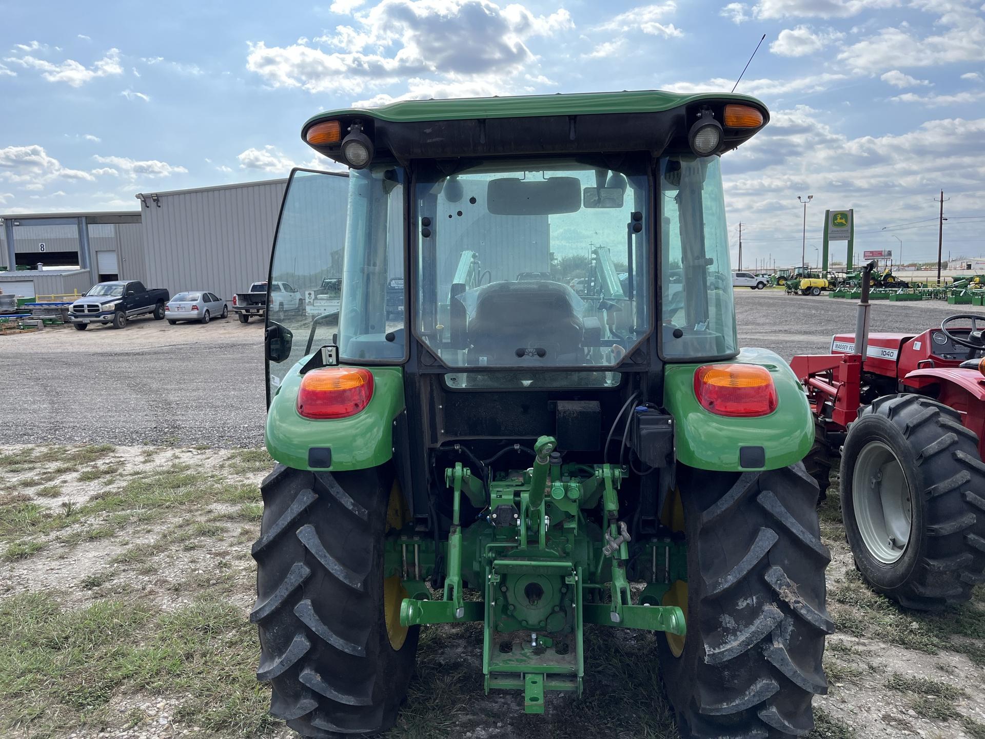 2024 John Deere 5075E