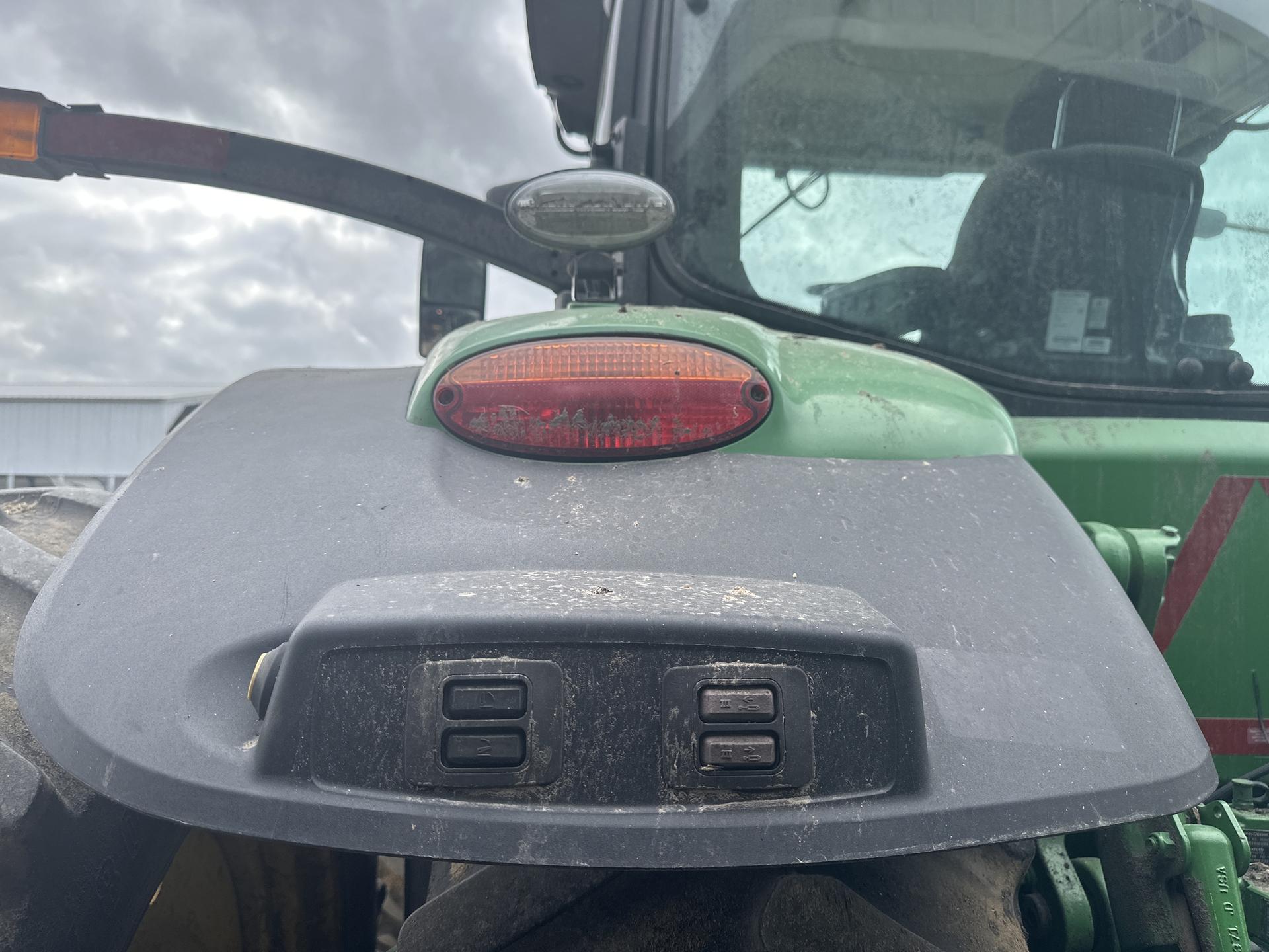 2019 John Deere 8320R Image