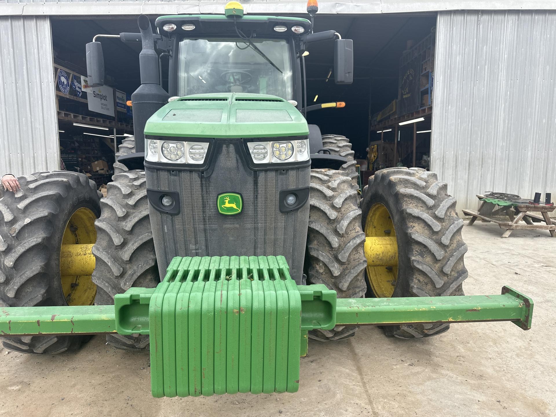 2019 John Deere 8320R Image