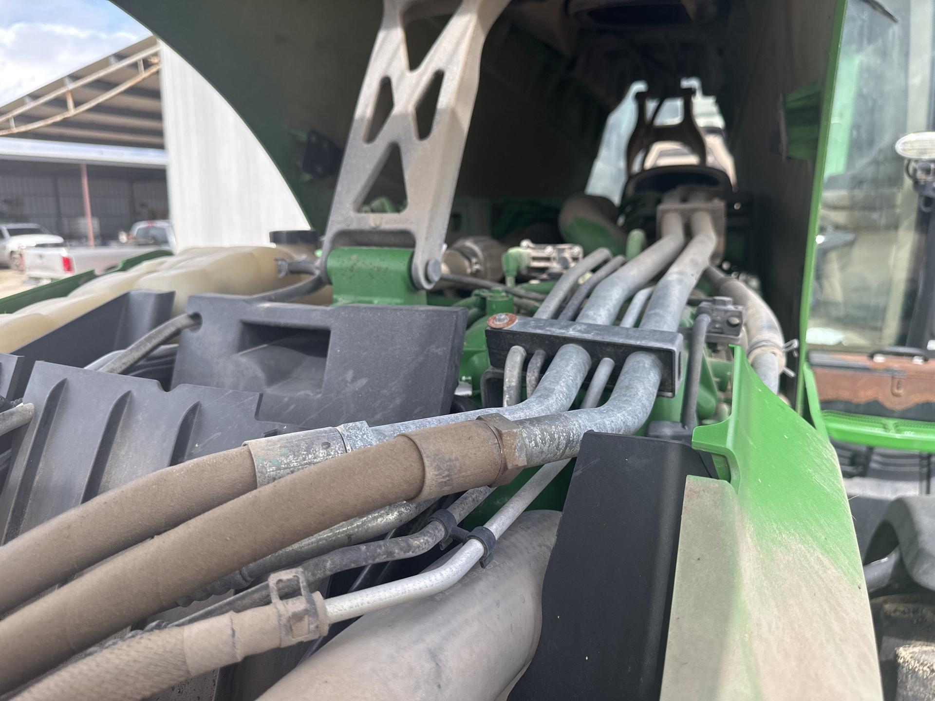 2019 John Deere 8320R Image