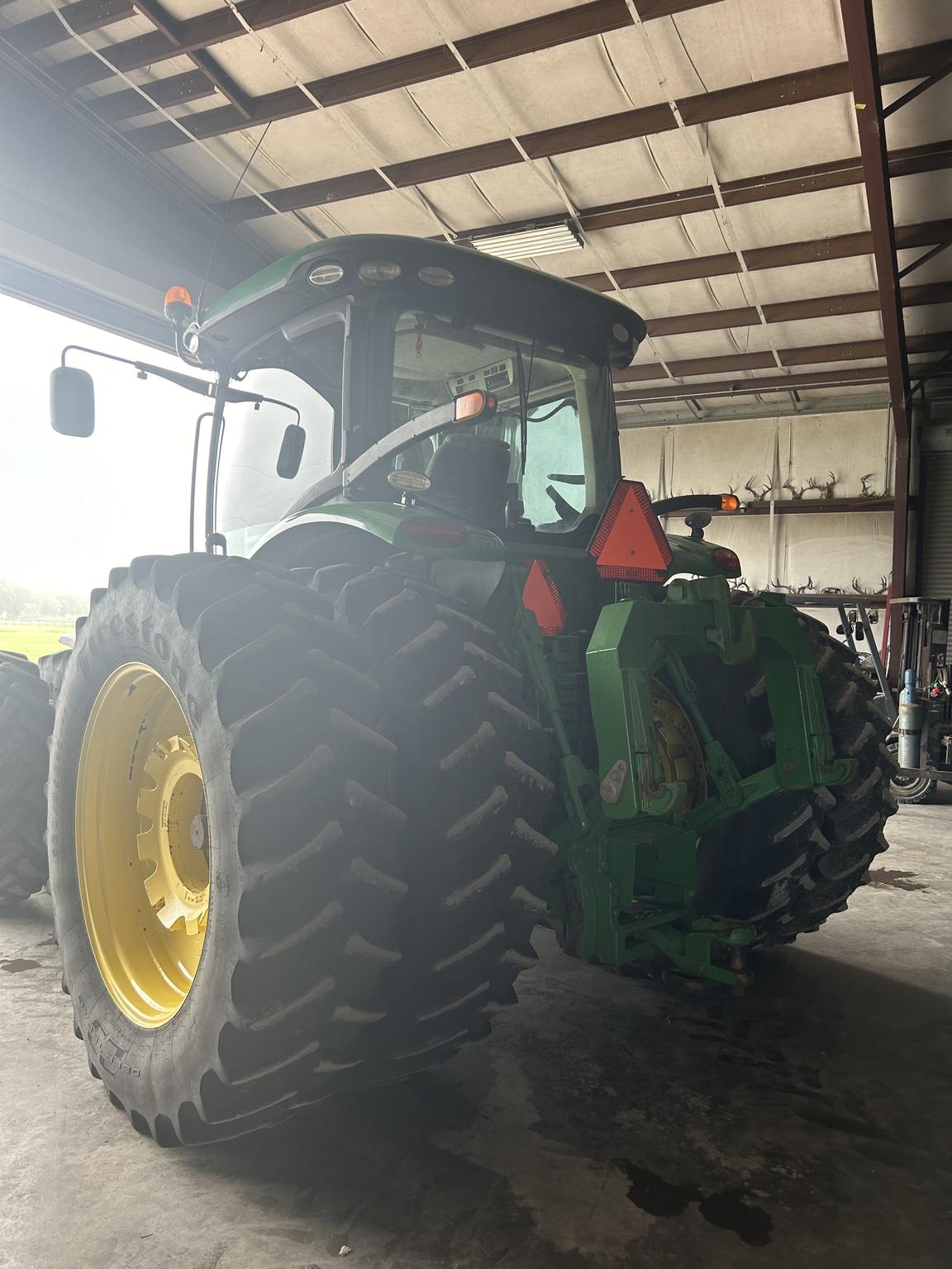 2015 John Deere 8370R