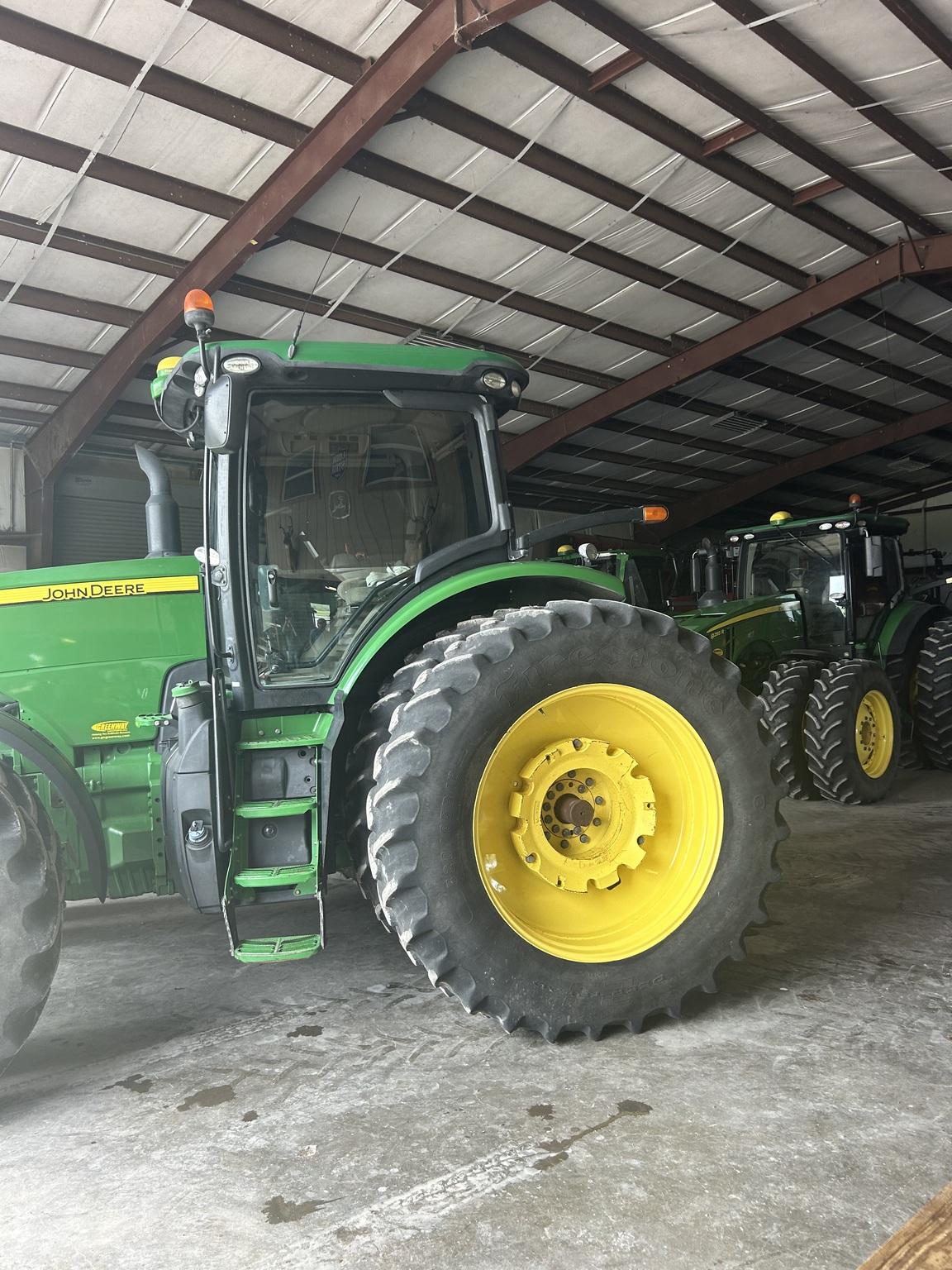 2015 John Deere 8370R