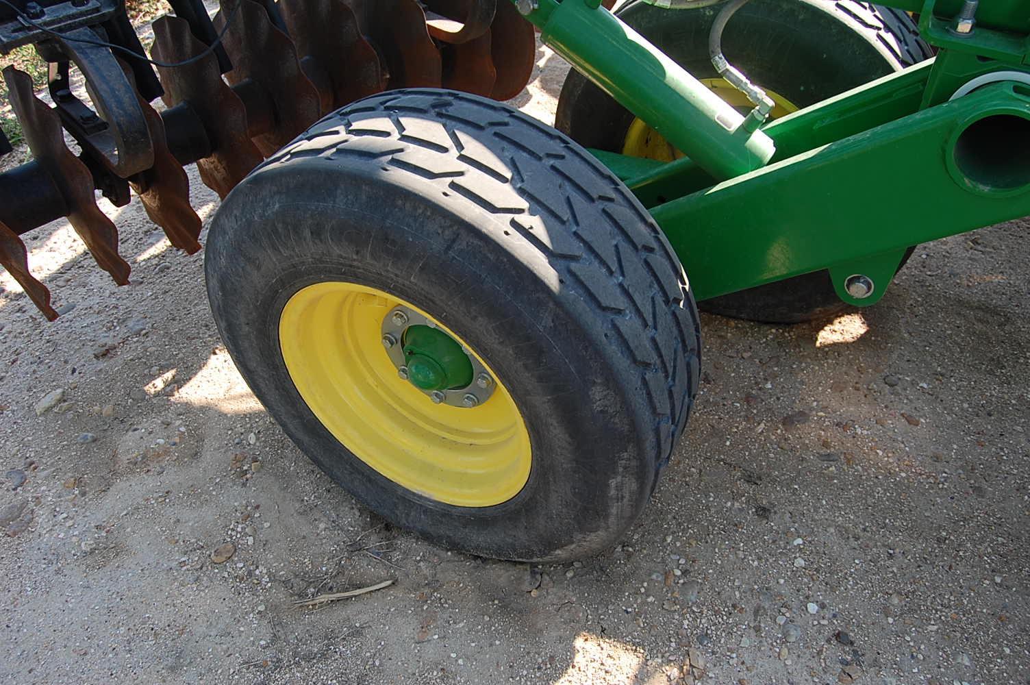 2021 John Deere 2633VT Image