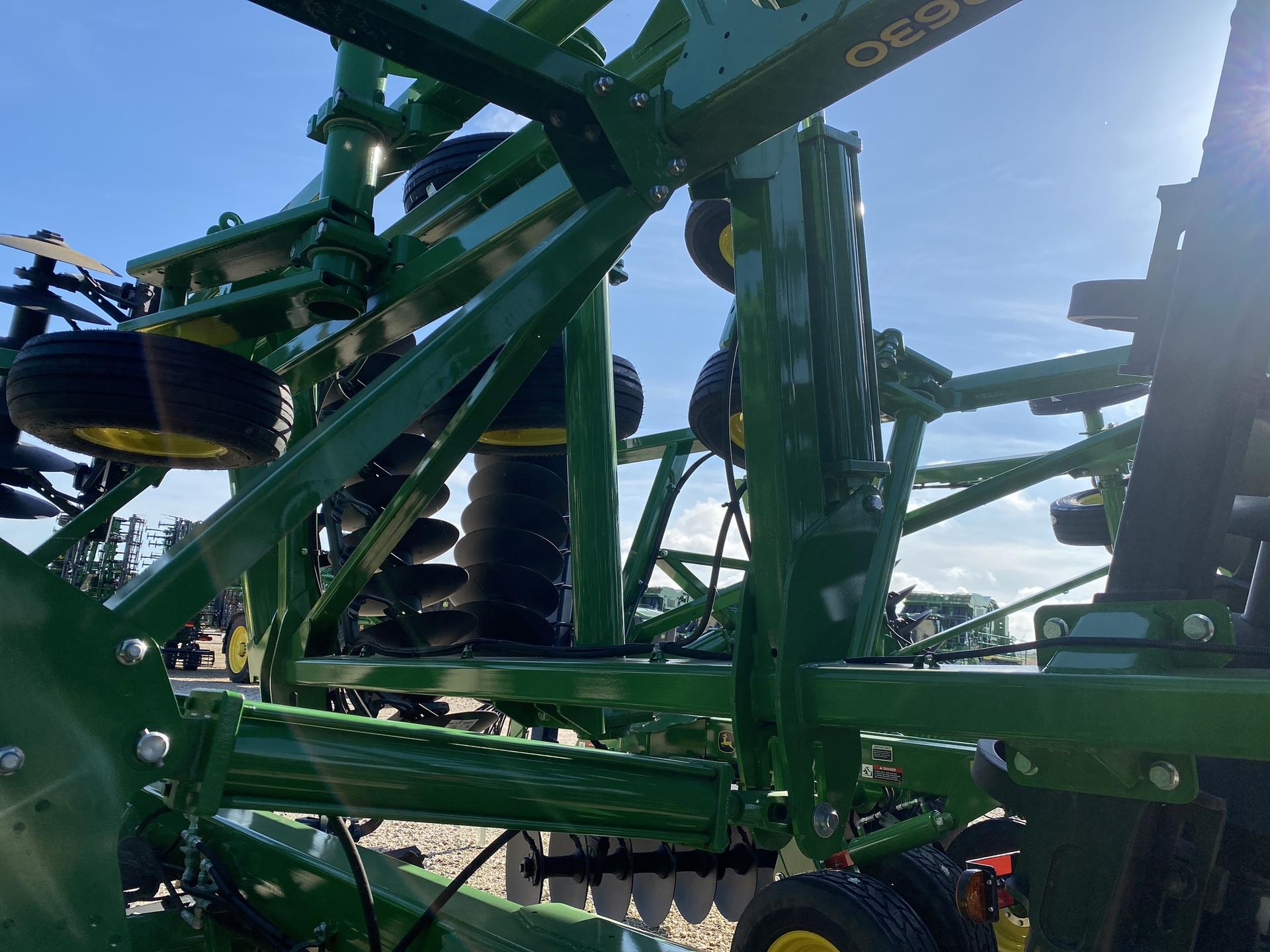 2021 John Deere 2630