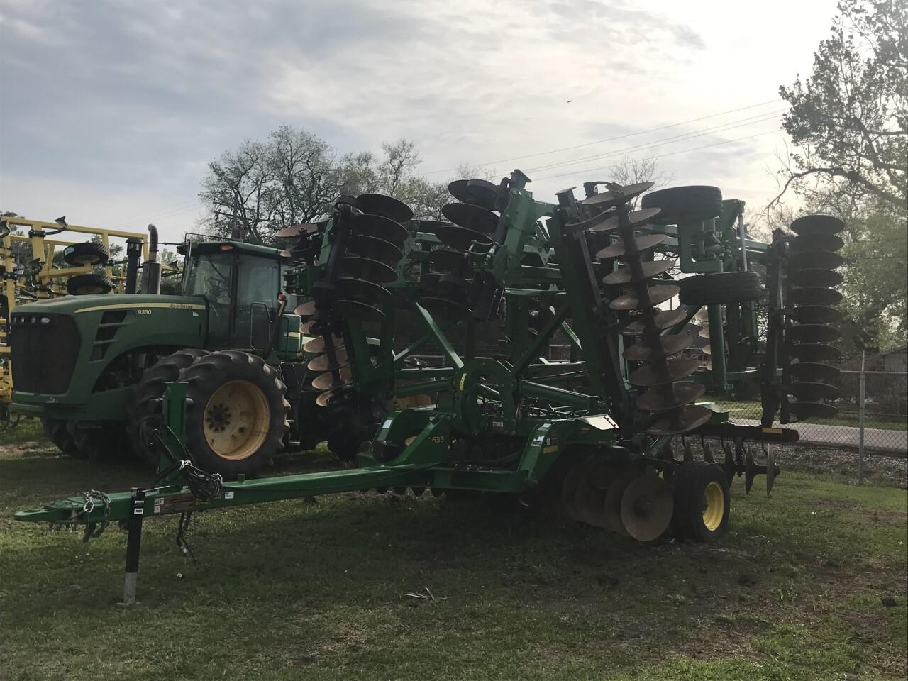 2022 John Deere 2633