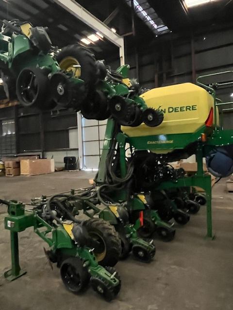 2023 John Deere 1725C Image