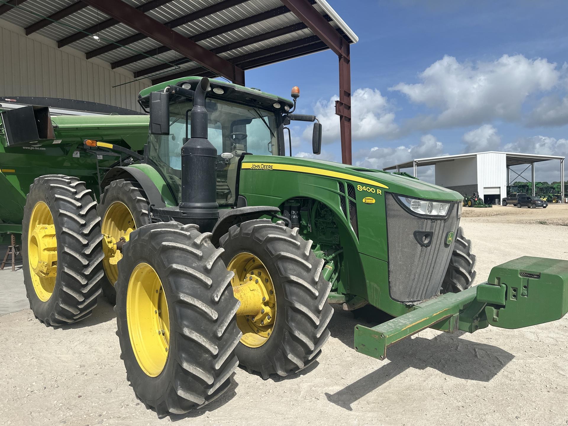 2018 John Deere 8400R