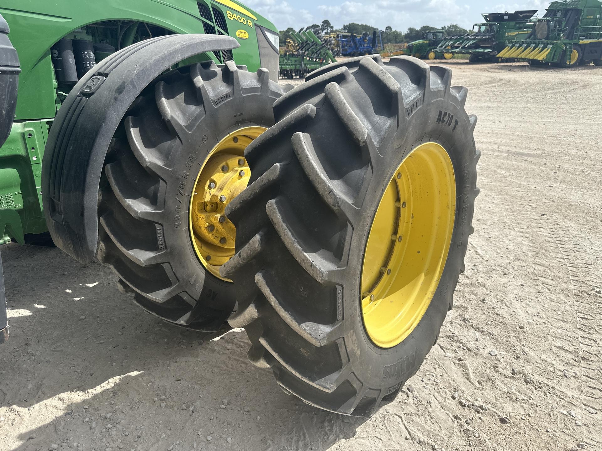 2018 John Deere 8400R