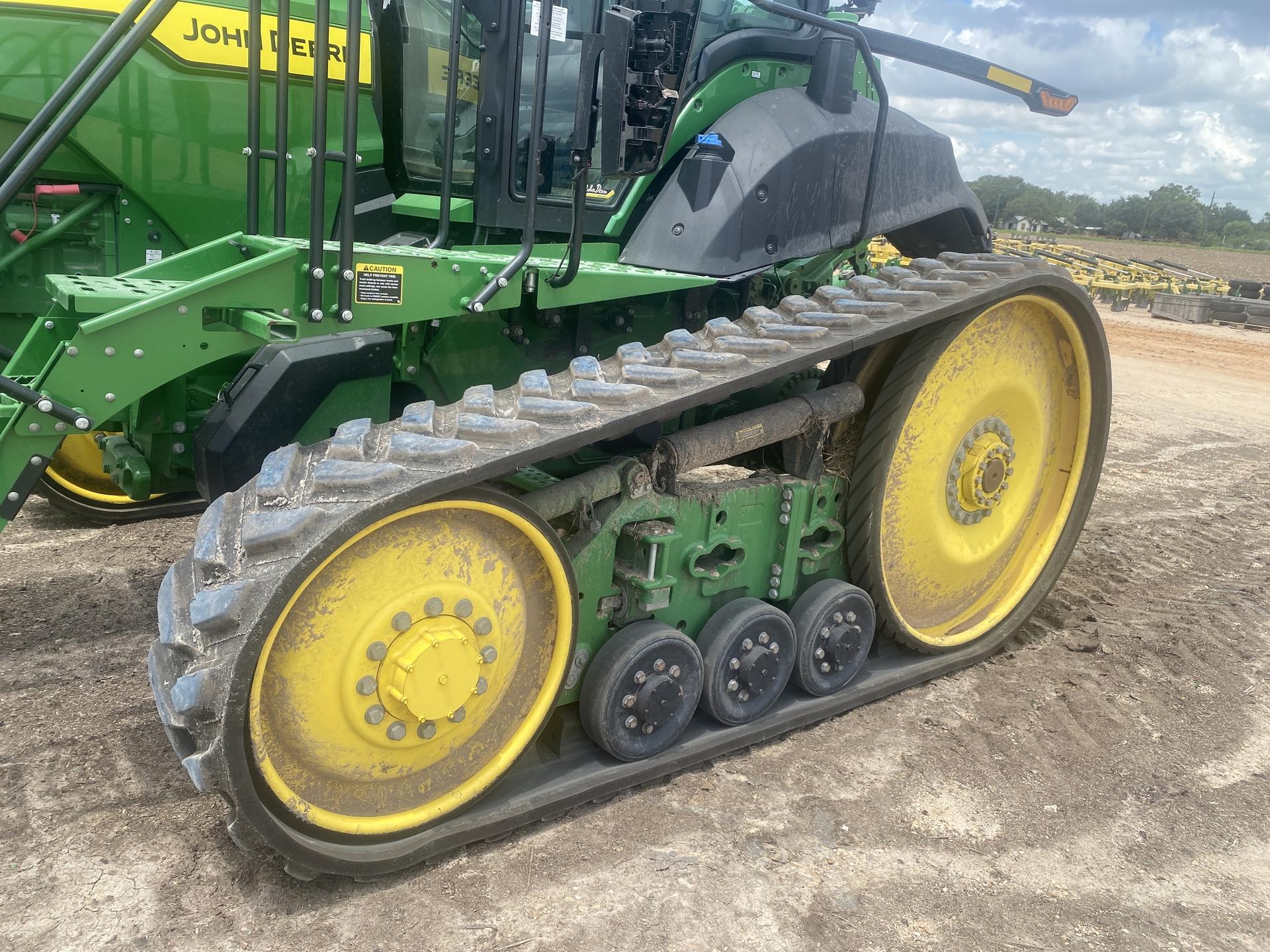 2023 John Deere 8RT 410