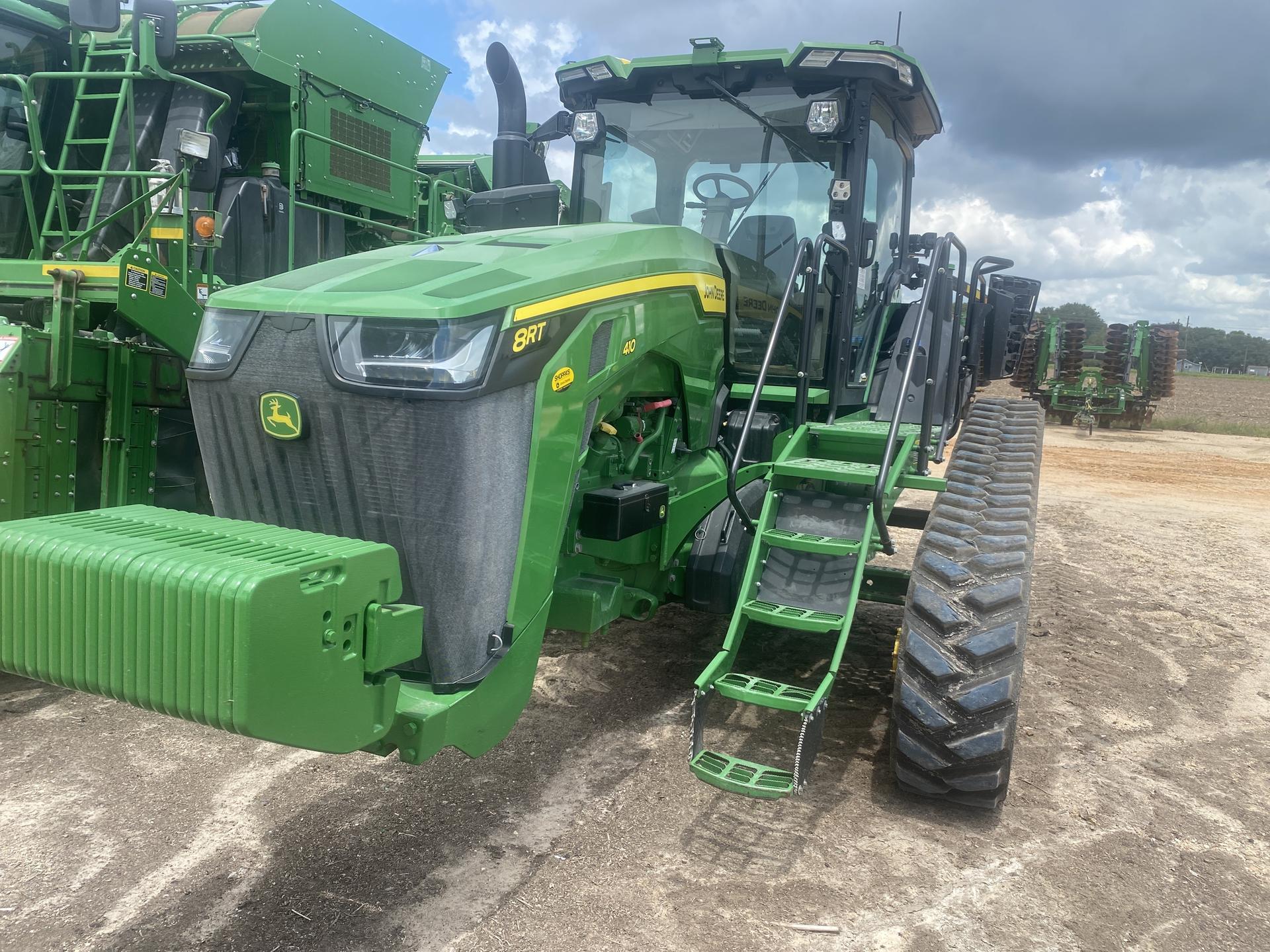 2023 John Deere 8RT 410