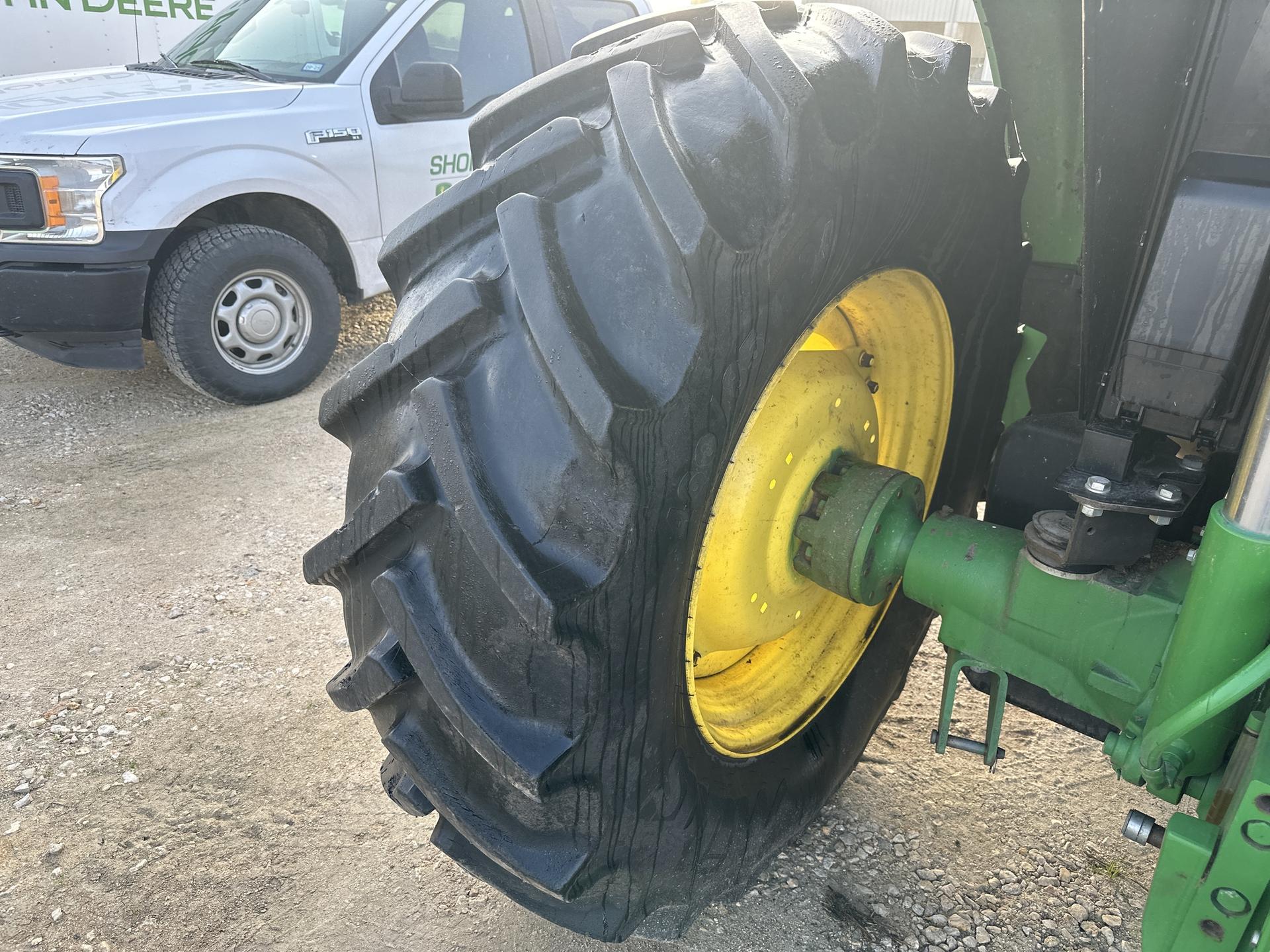 2021 John Deere 6120M