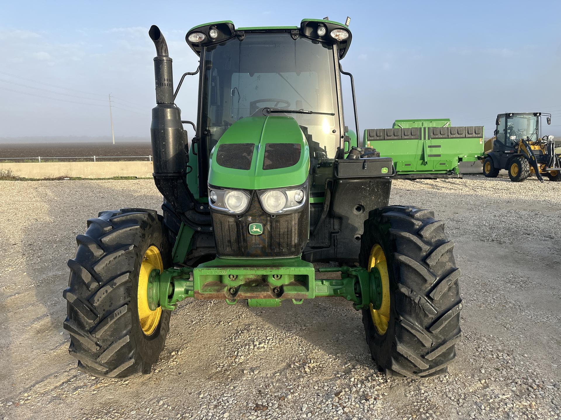 2021 John Deere 6120M