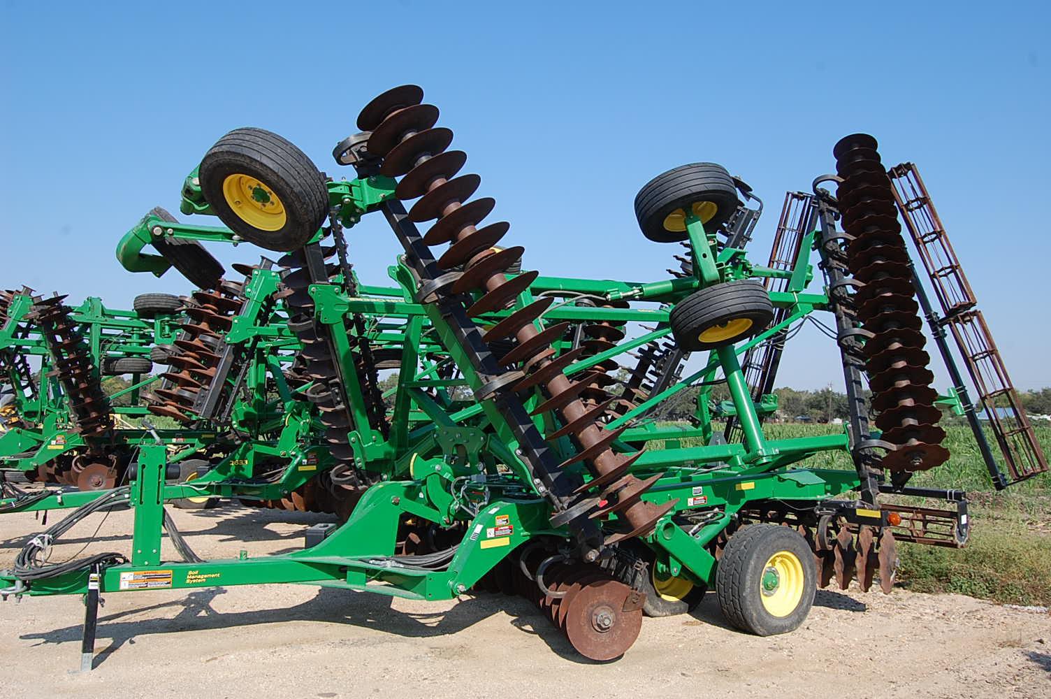 2021 John Deere 2633VT Image