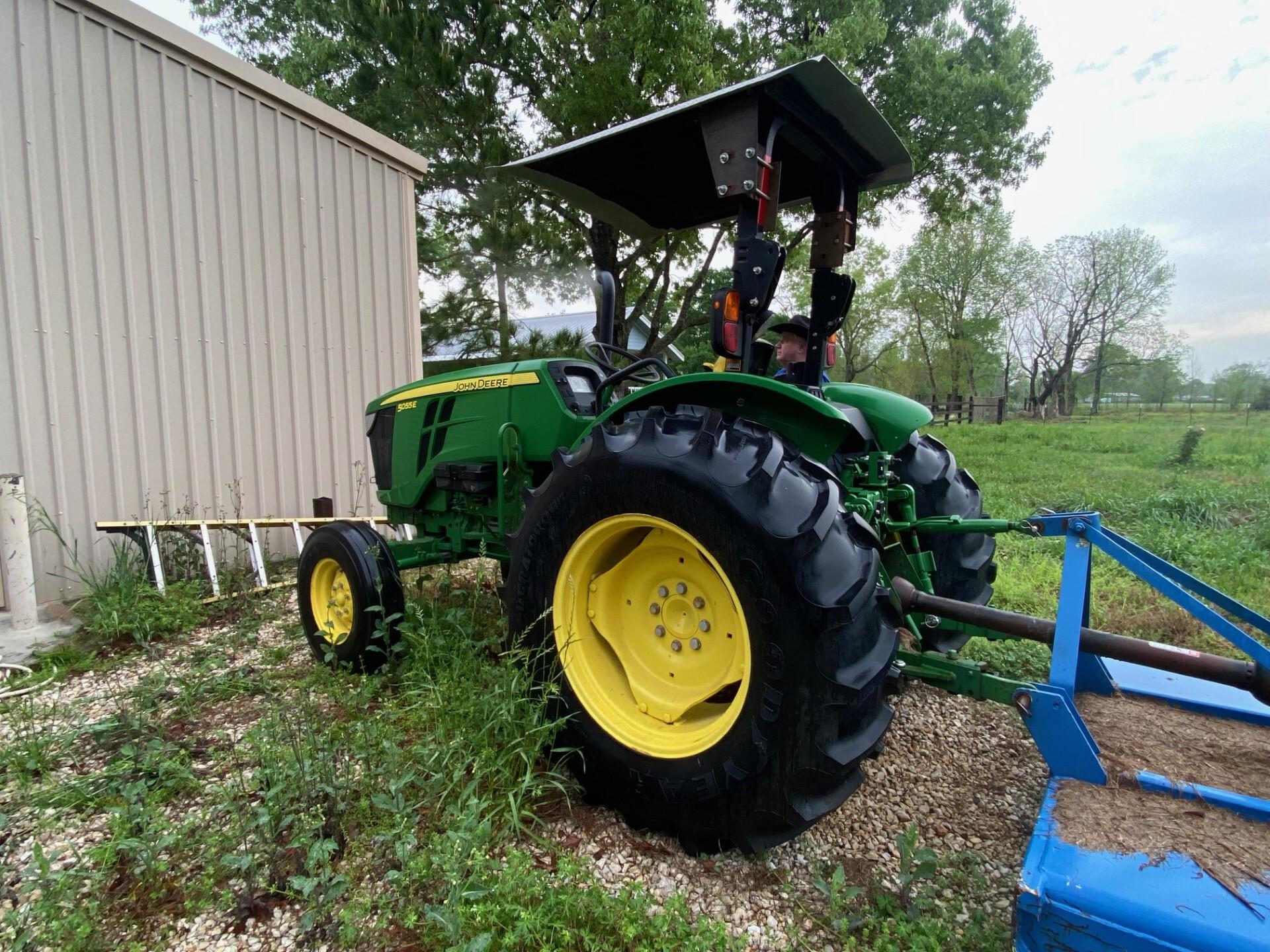 2017 John Deere 5055E Image