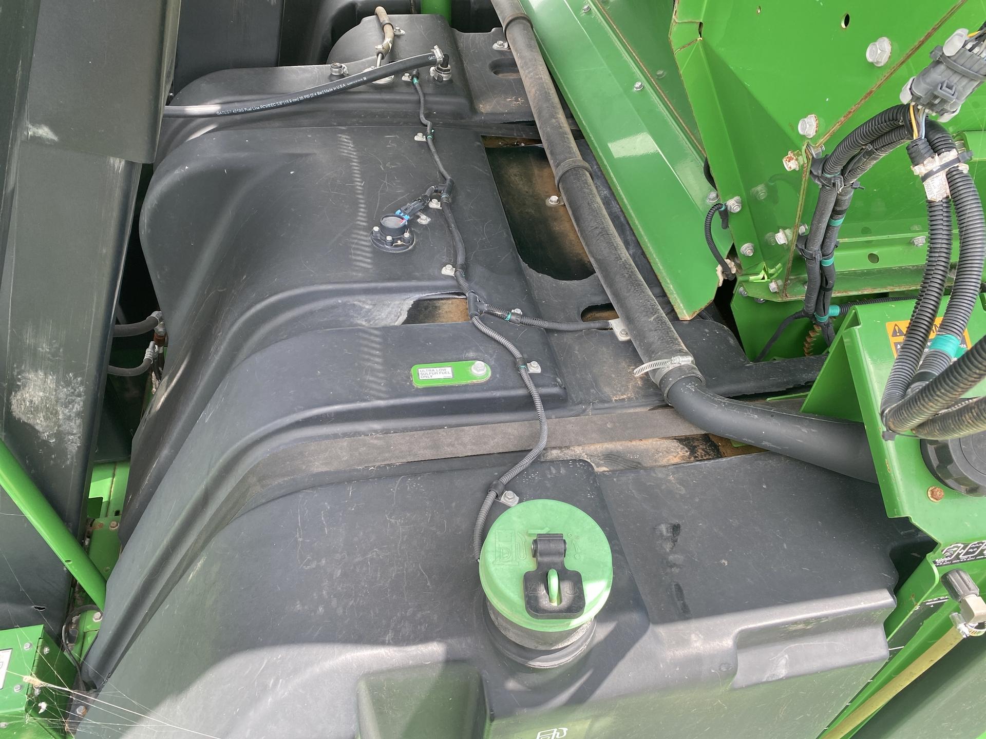 2018 John Deere CP690