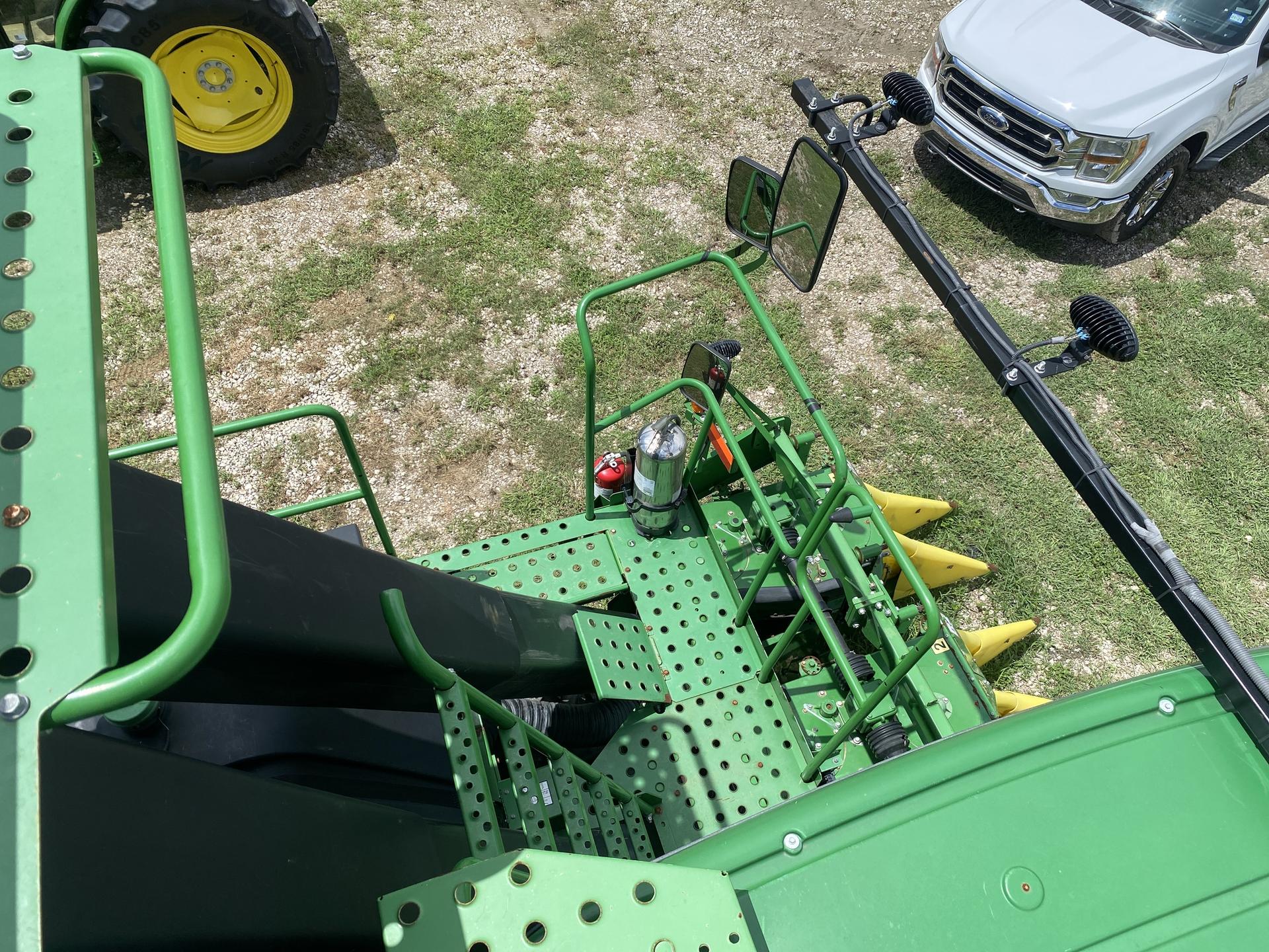 2018 John Deere CP690