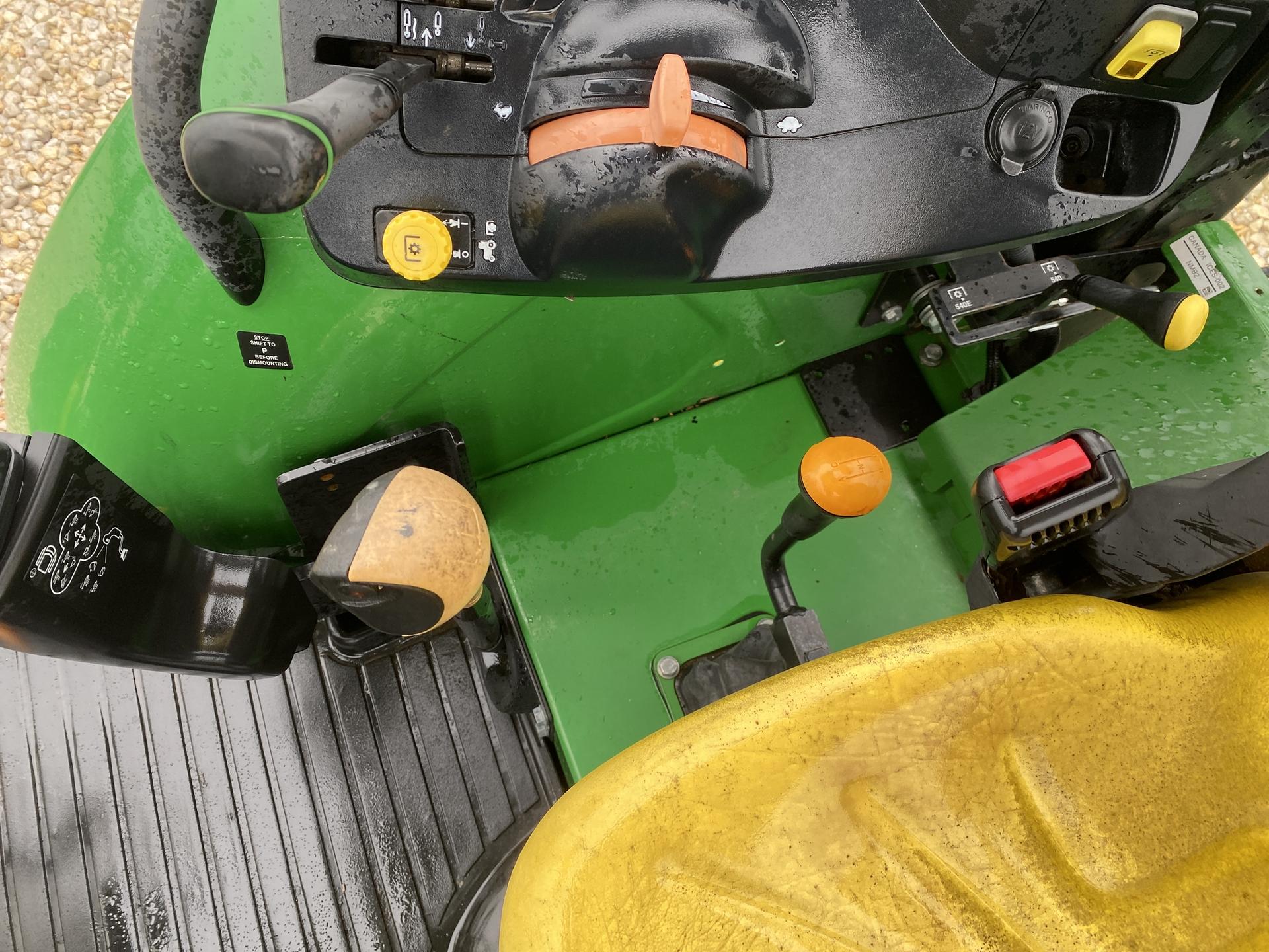 2021 John Deere 5115M