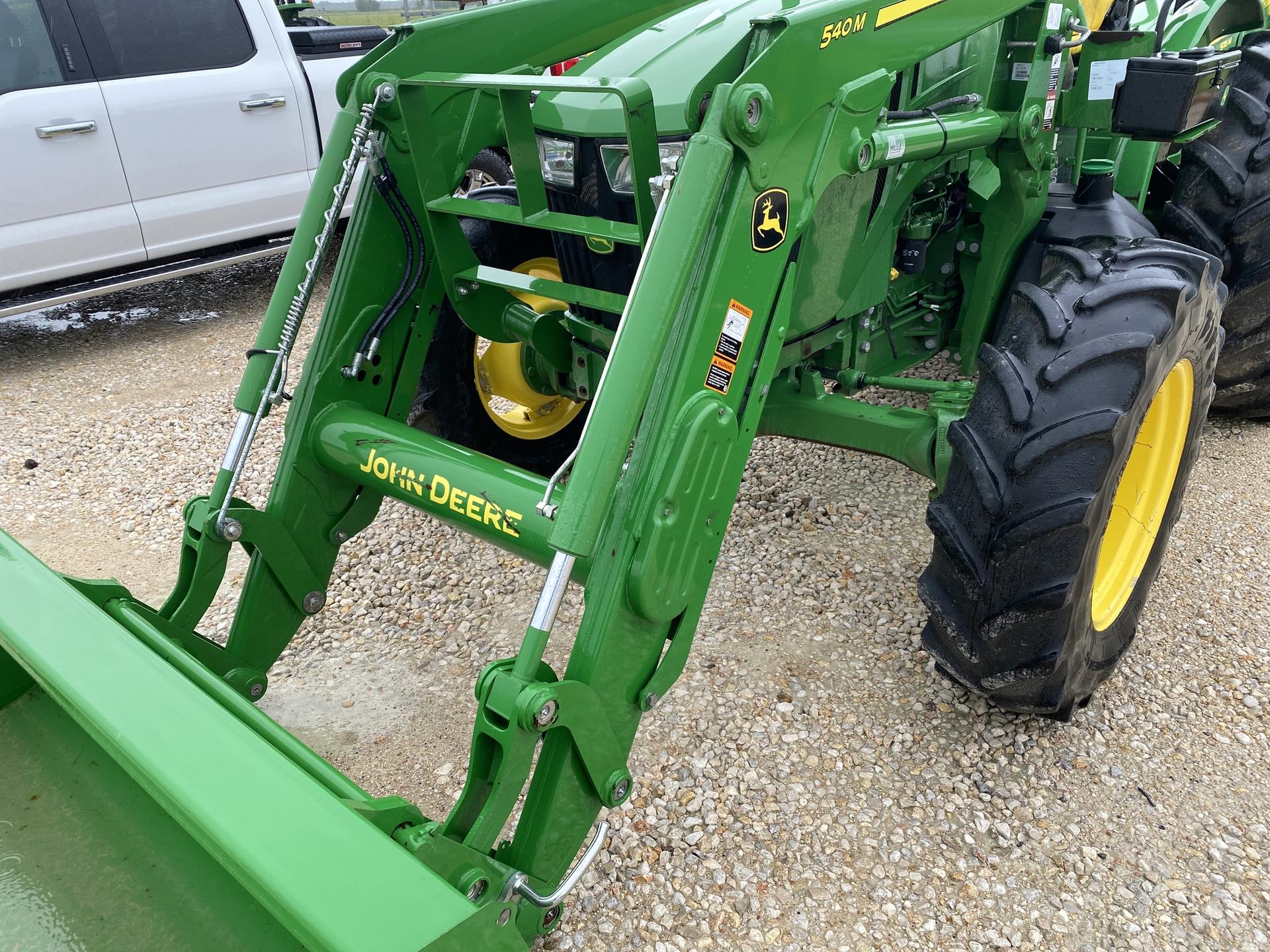 2021 John Deere 5115M