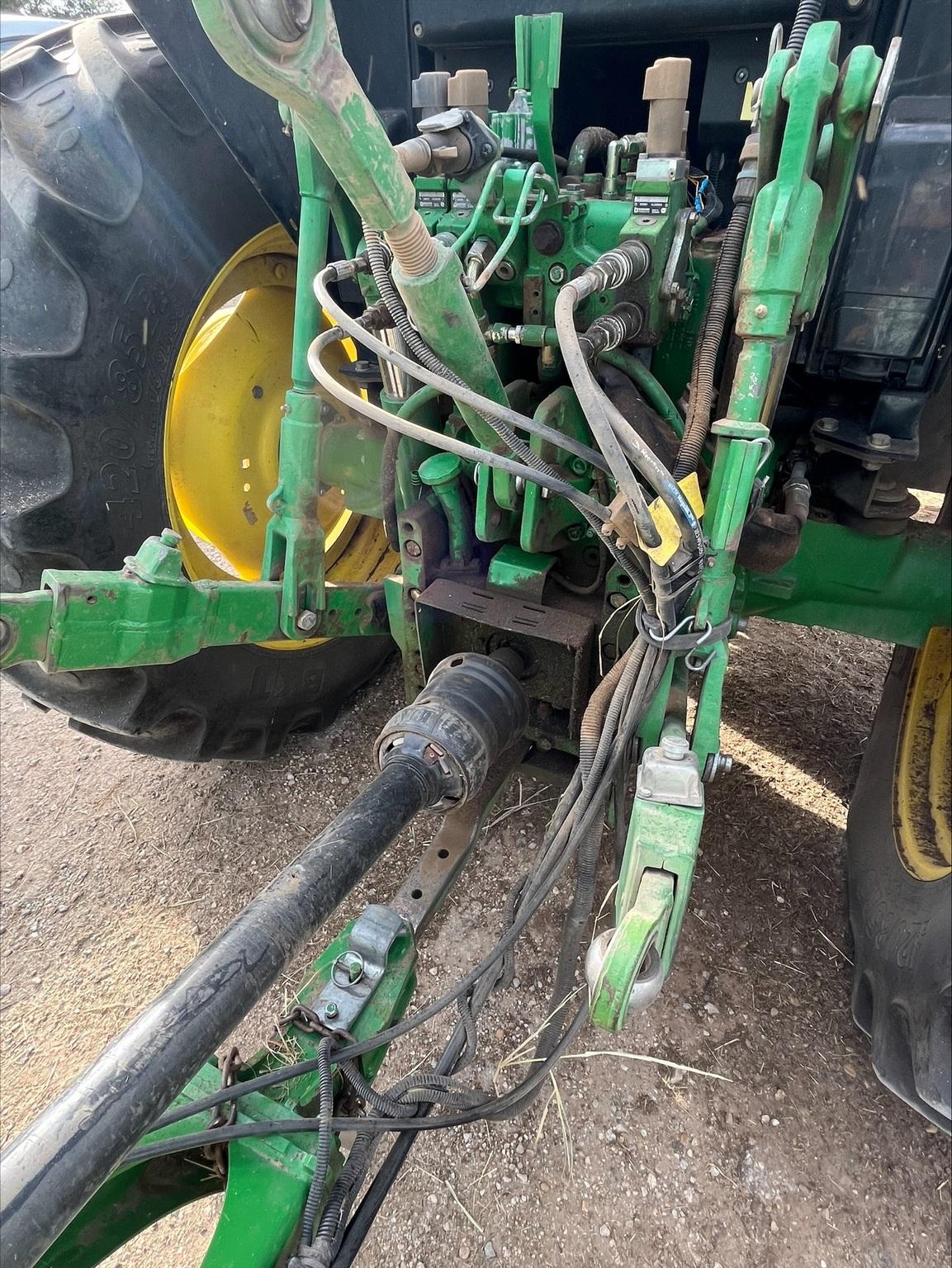 2019 John Deere 560M