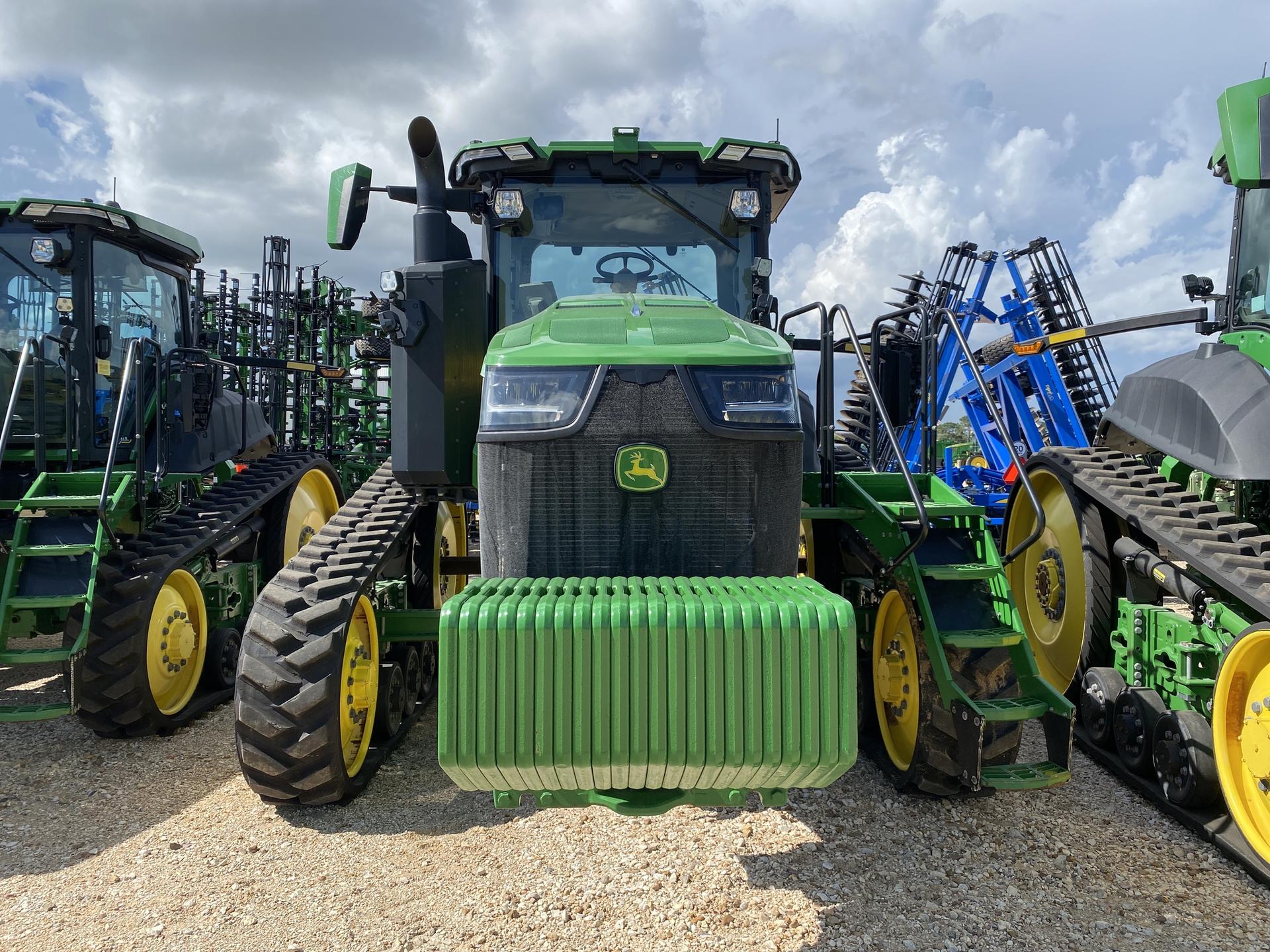 2023 John Deere 8RT 410