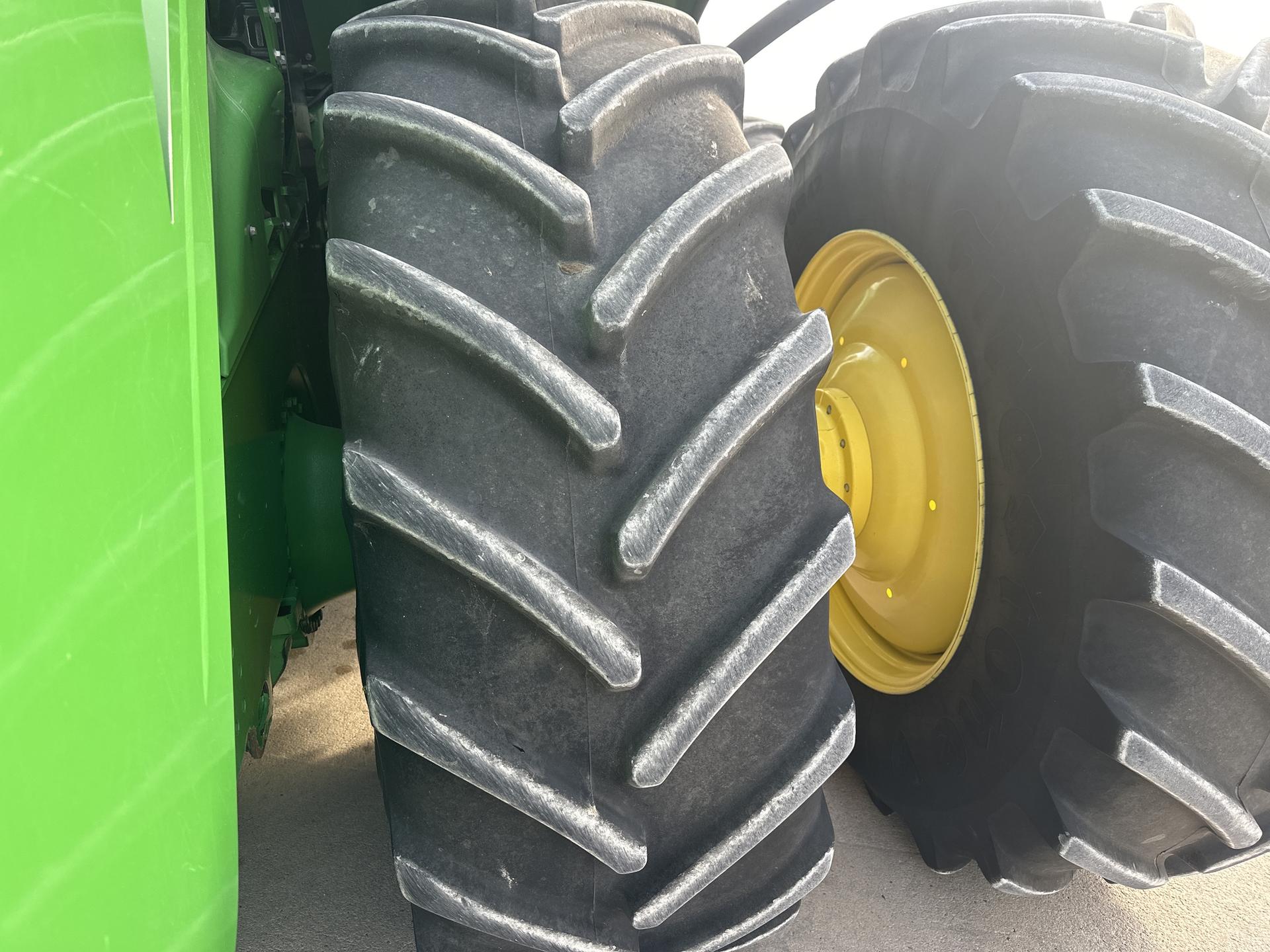 2021 John Deere 9570R