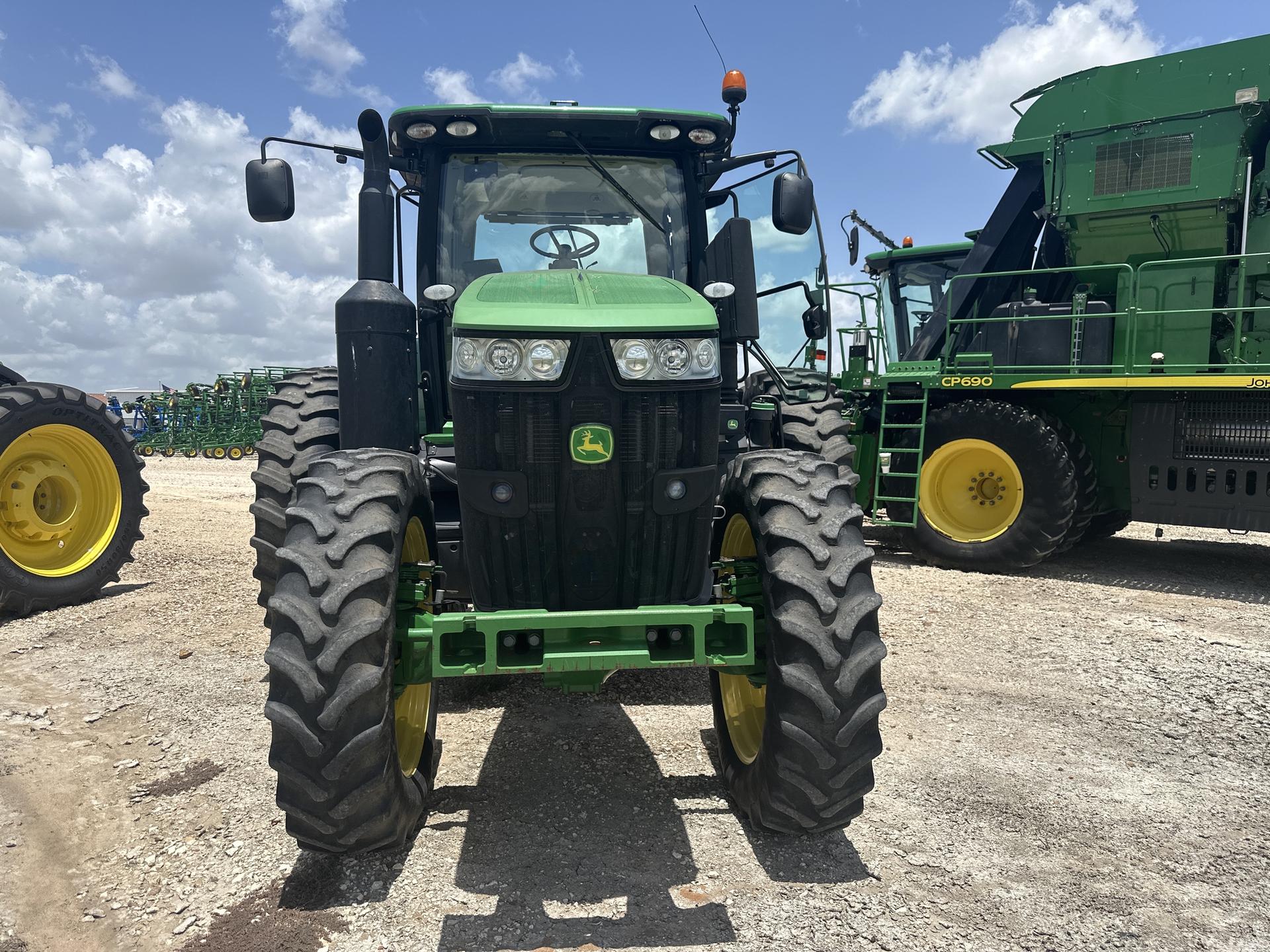 2016 John Deere 7250R