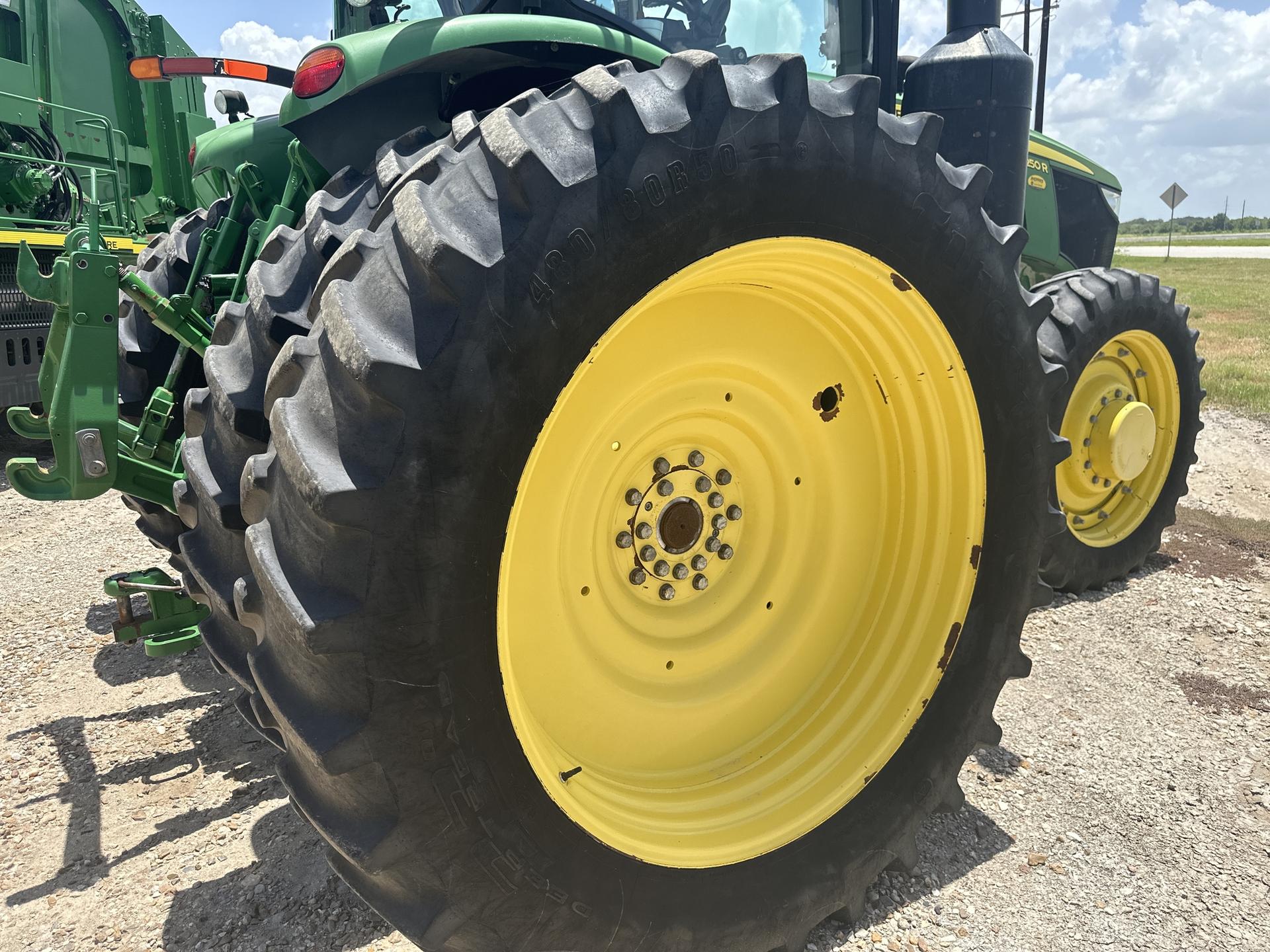 2016 John Deere 7250R