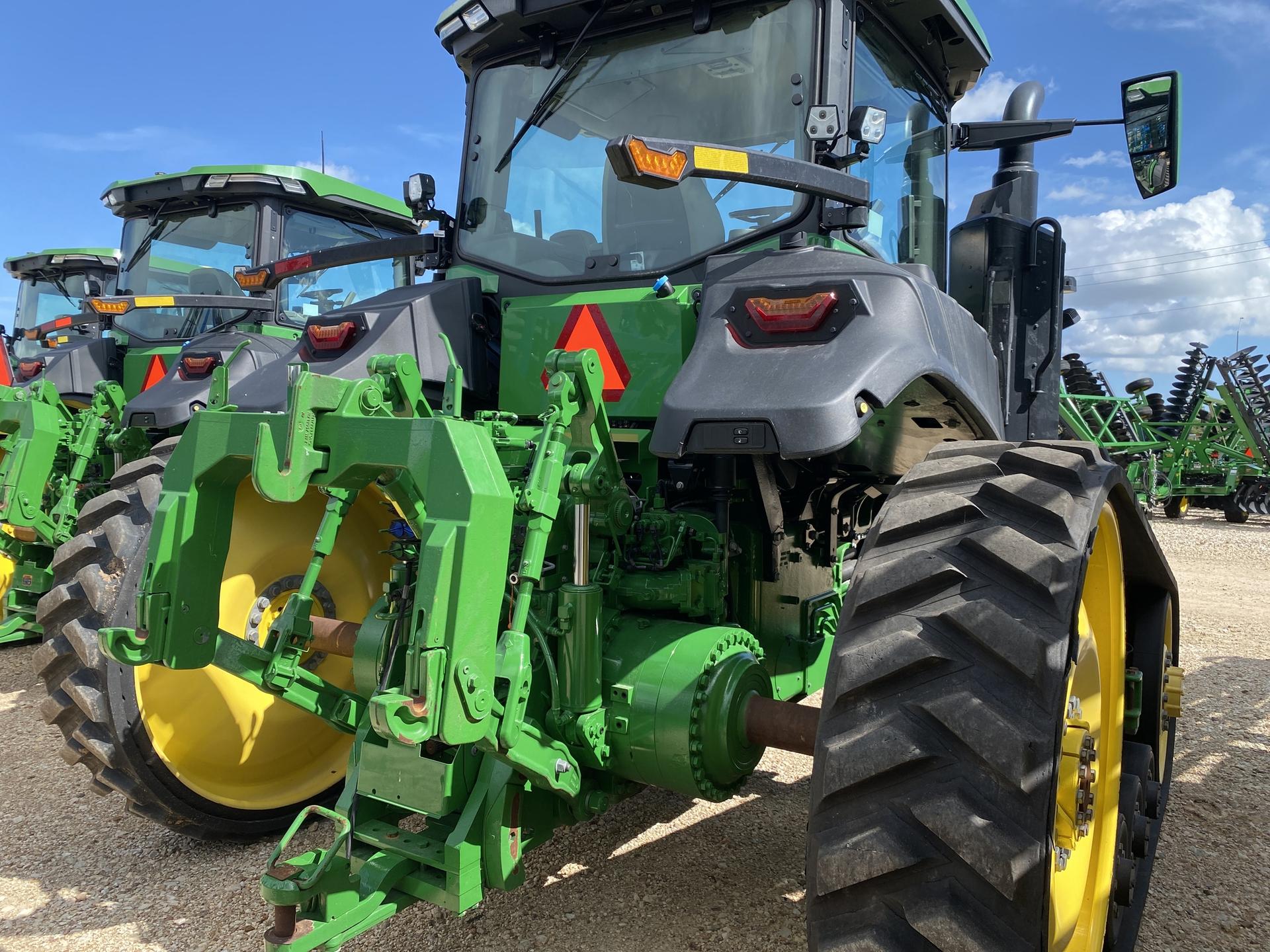 2023 John Deere 8RT 410