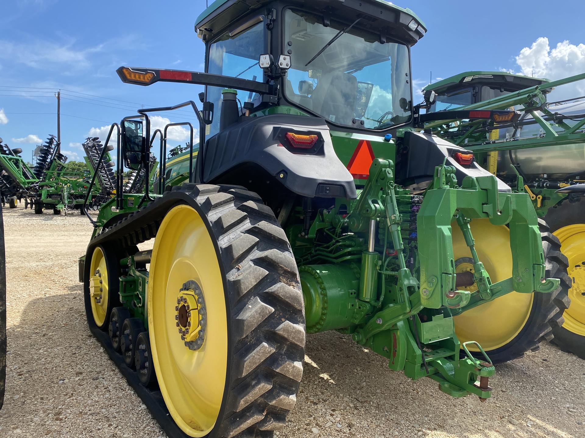 2023 John Deere 8RT 410