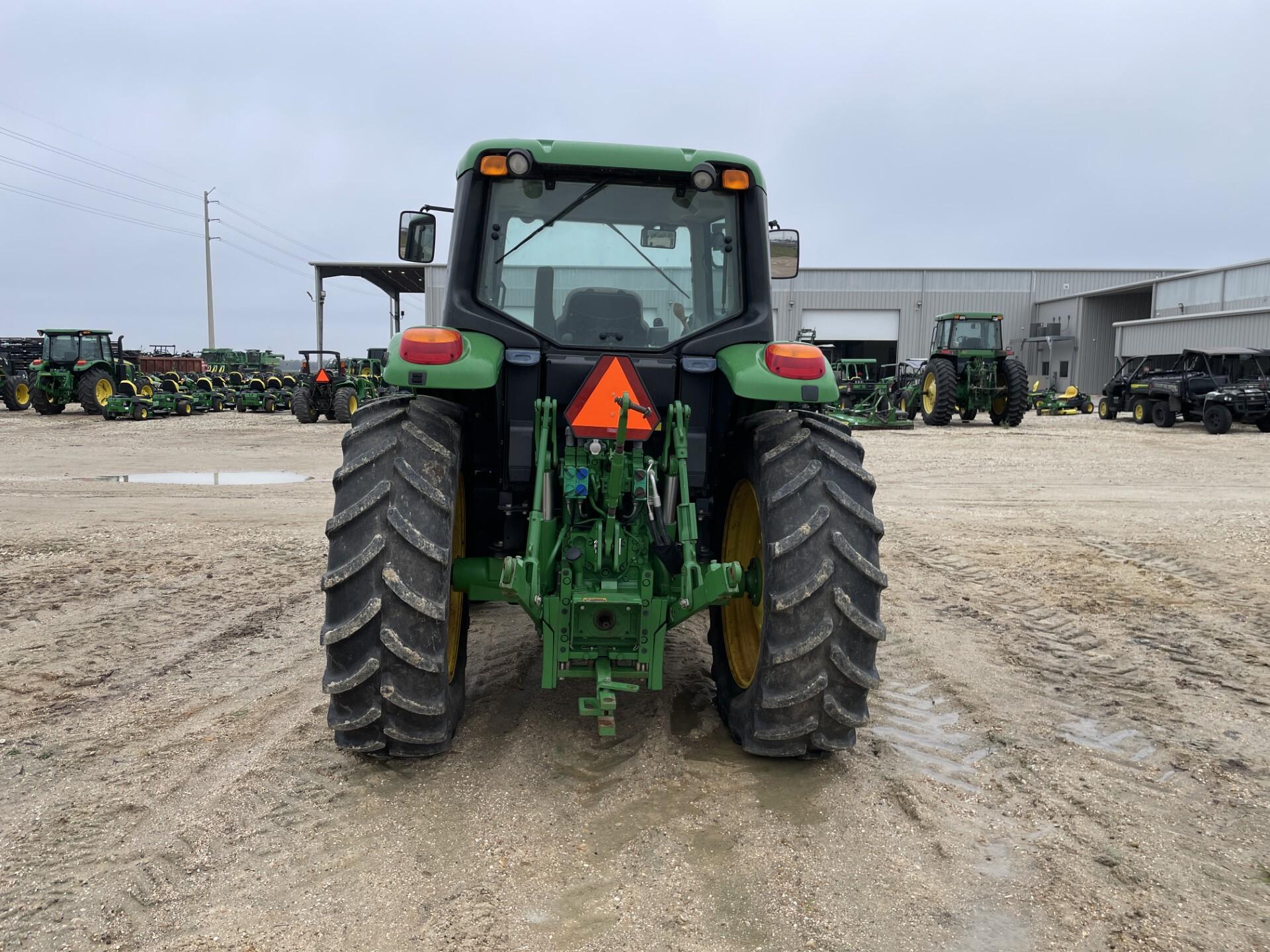 2018 John Deere 6130M