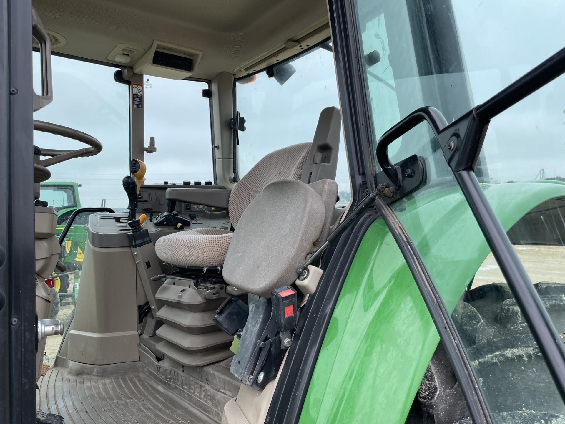 2018 John Deere 6130M