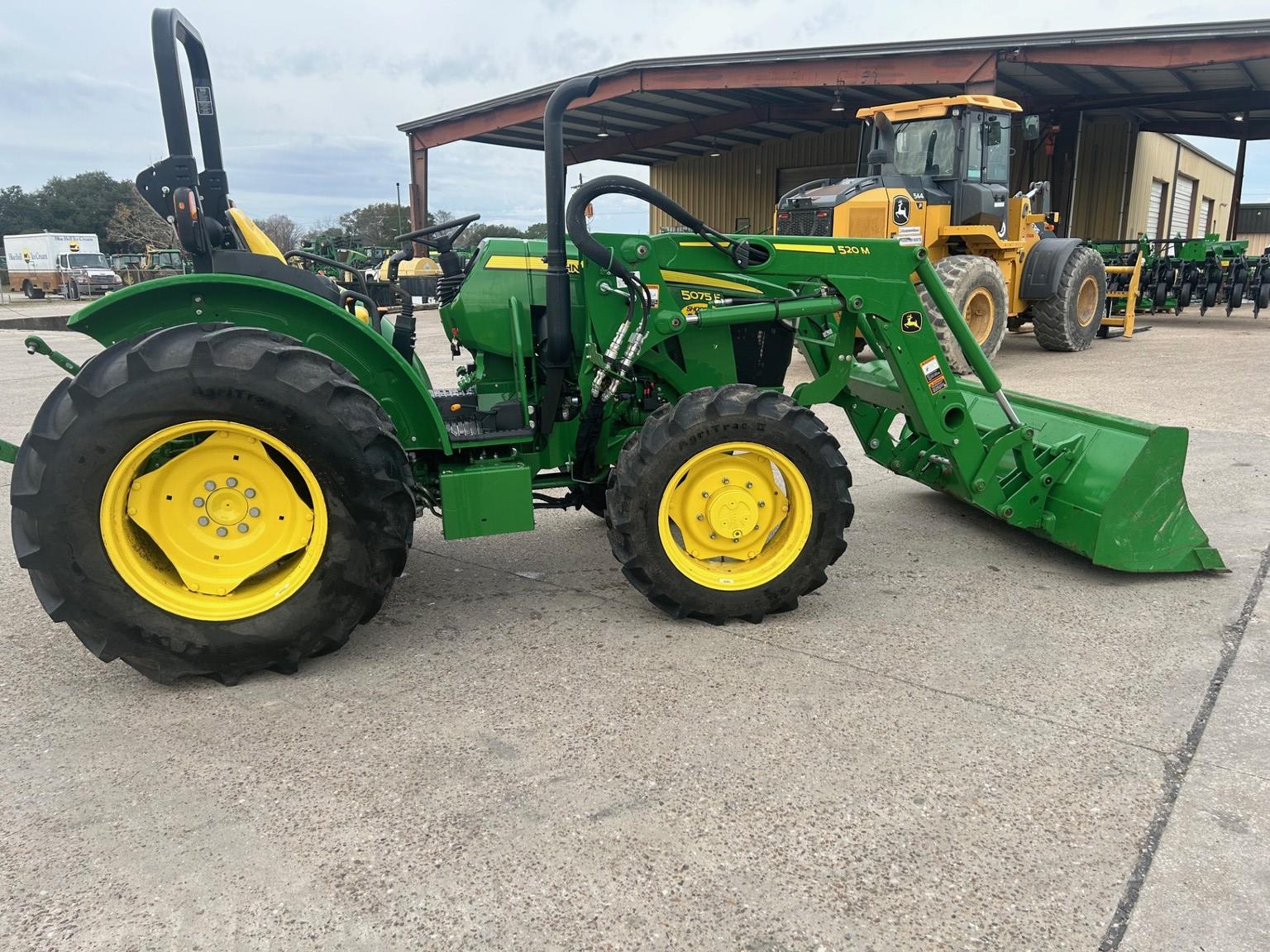 2024 John Deere 5075E Image