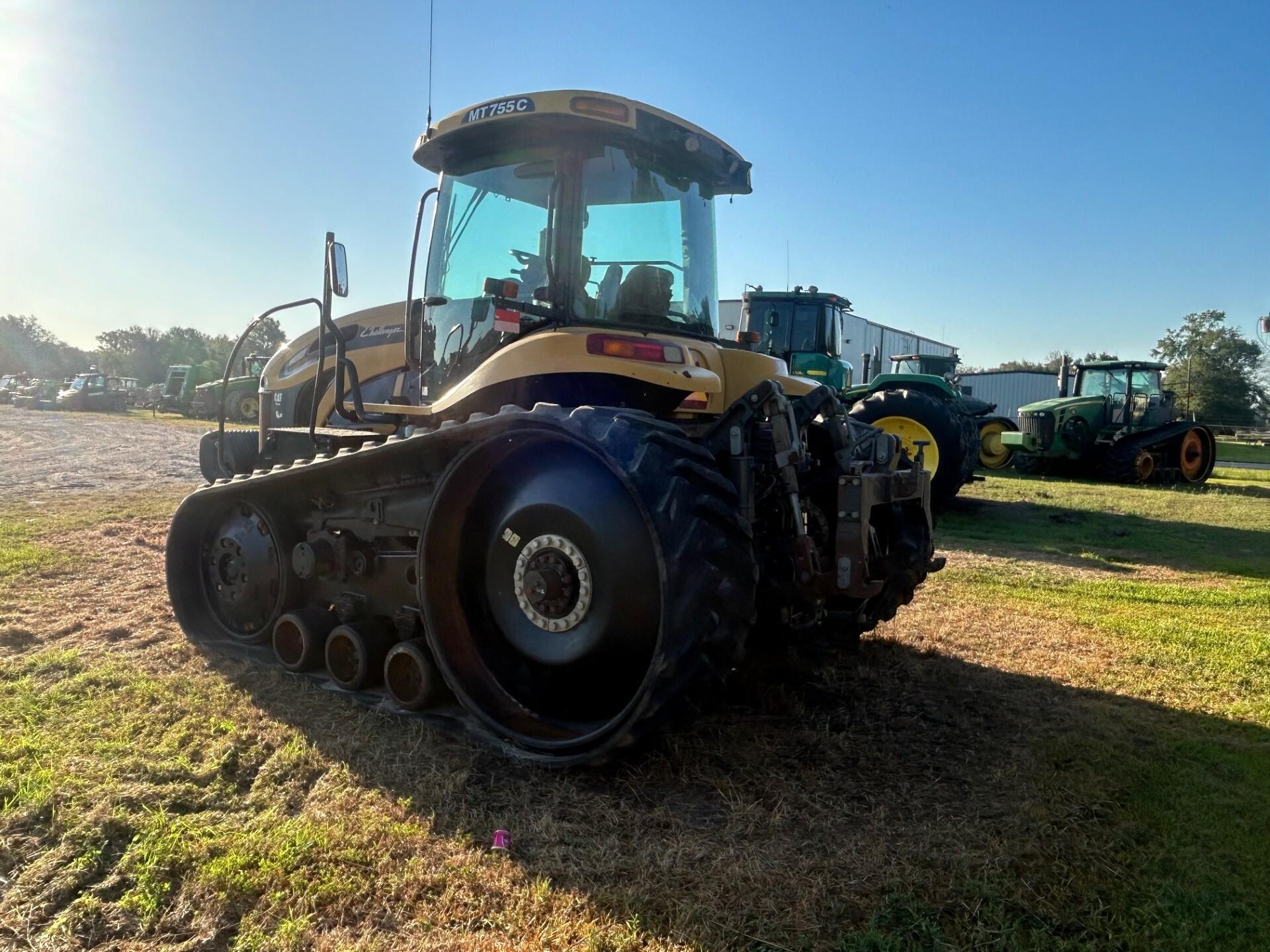 2010 Challenger MT755C