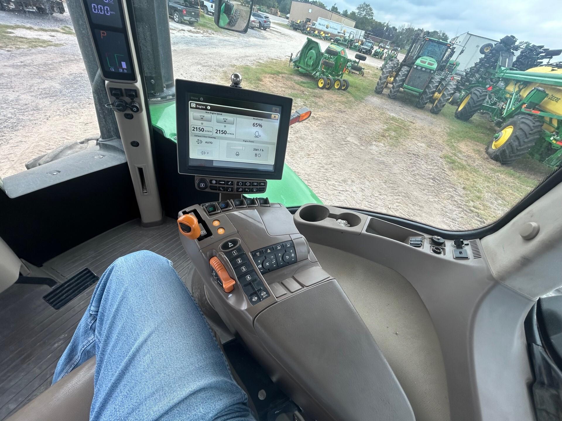 2019 John Deere 9570R