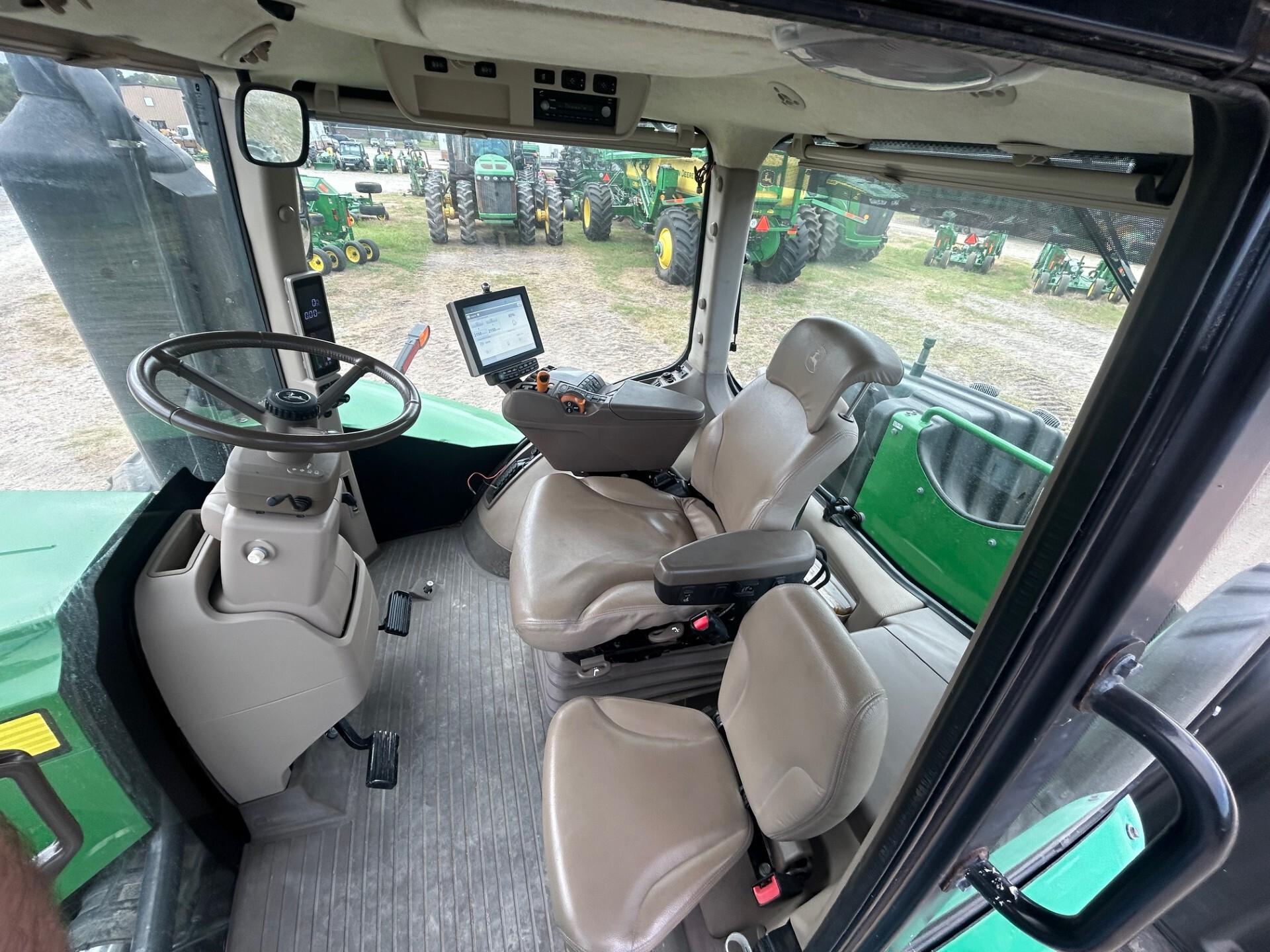 2019 John Deere 9570R