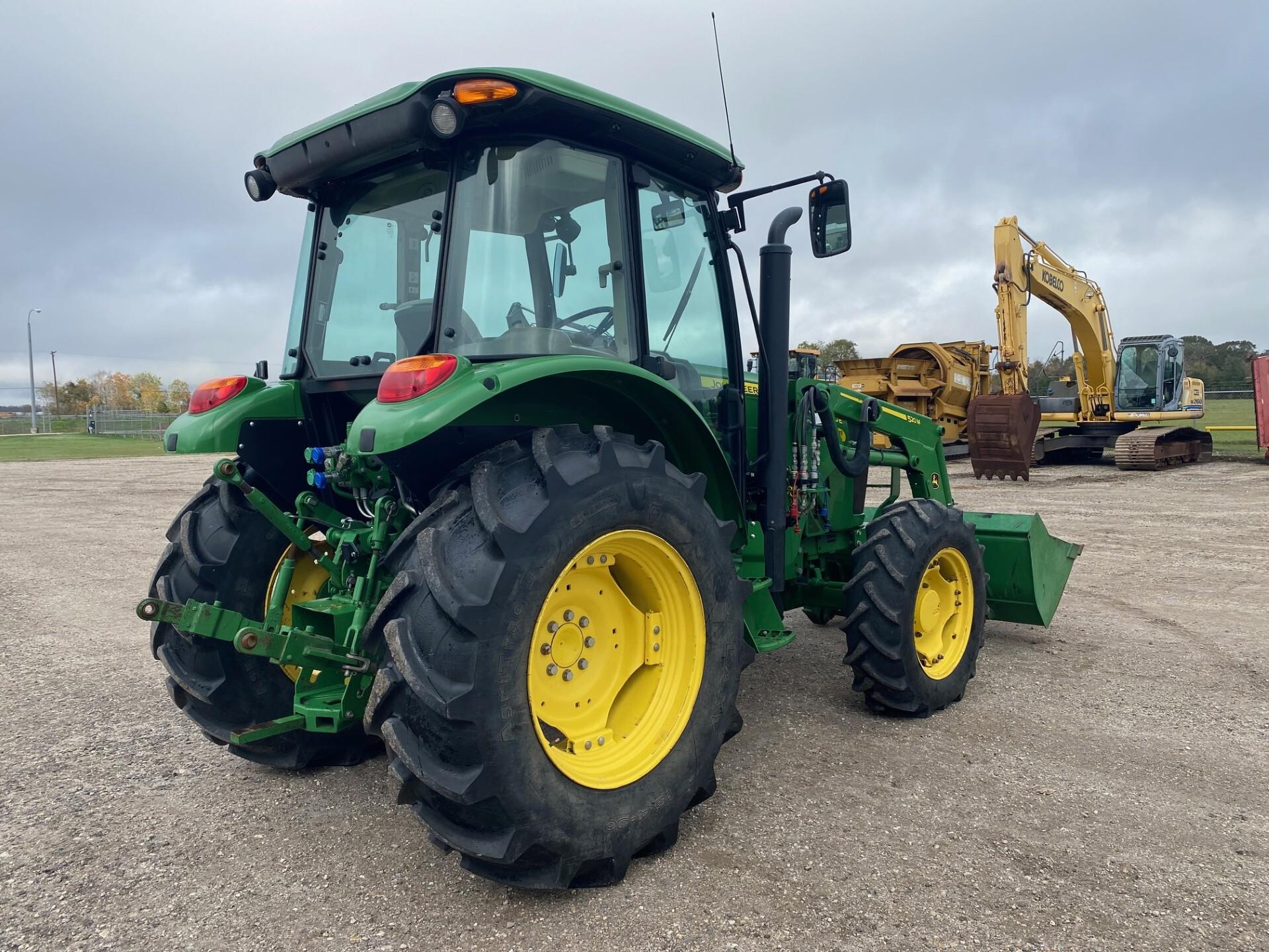 2020 John Deere 5100E