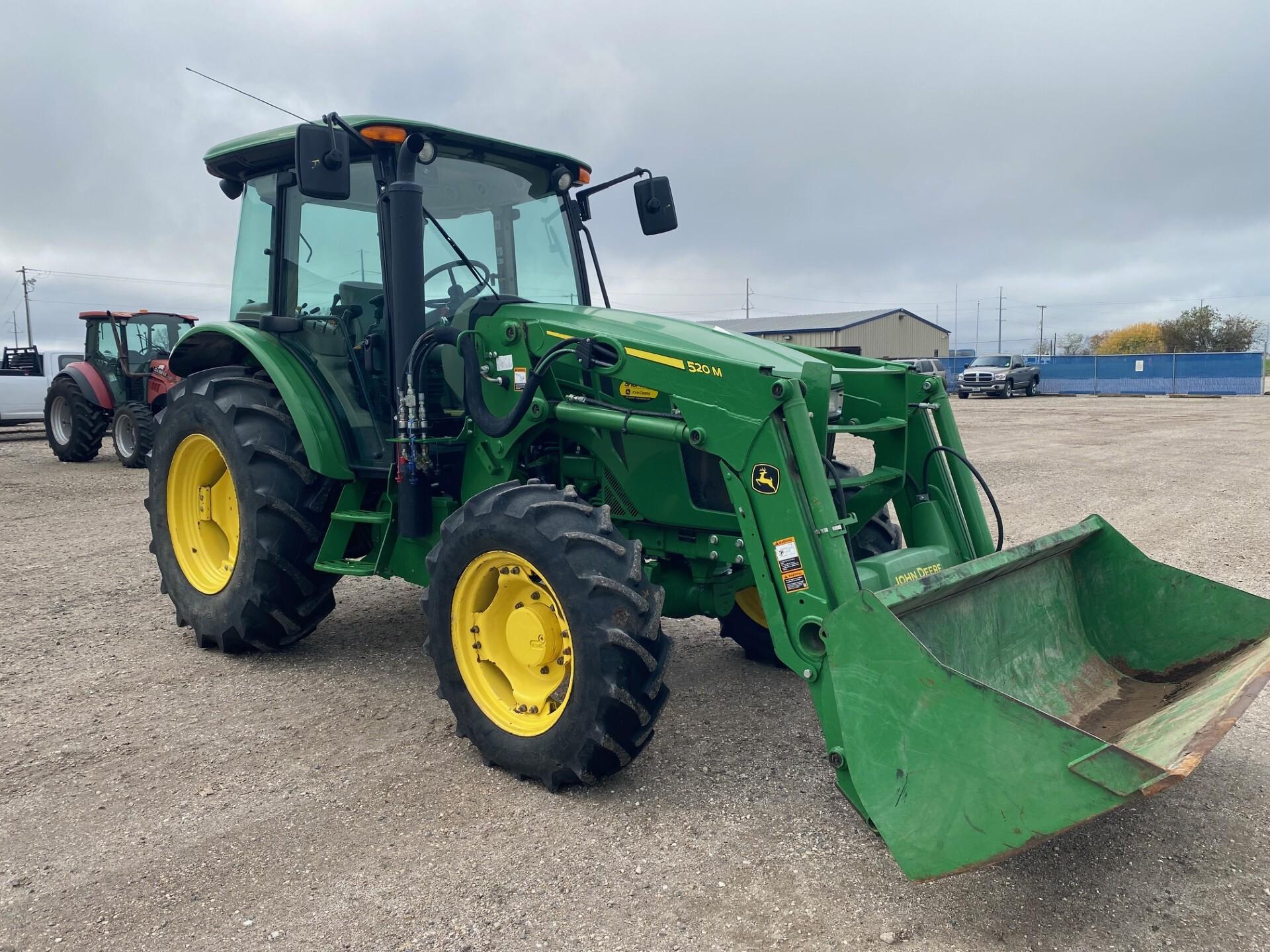 2020 John Deere 5100E