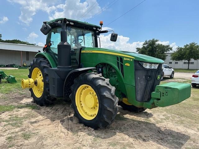 2015 John Deere 8295R